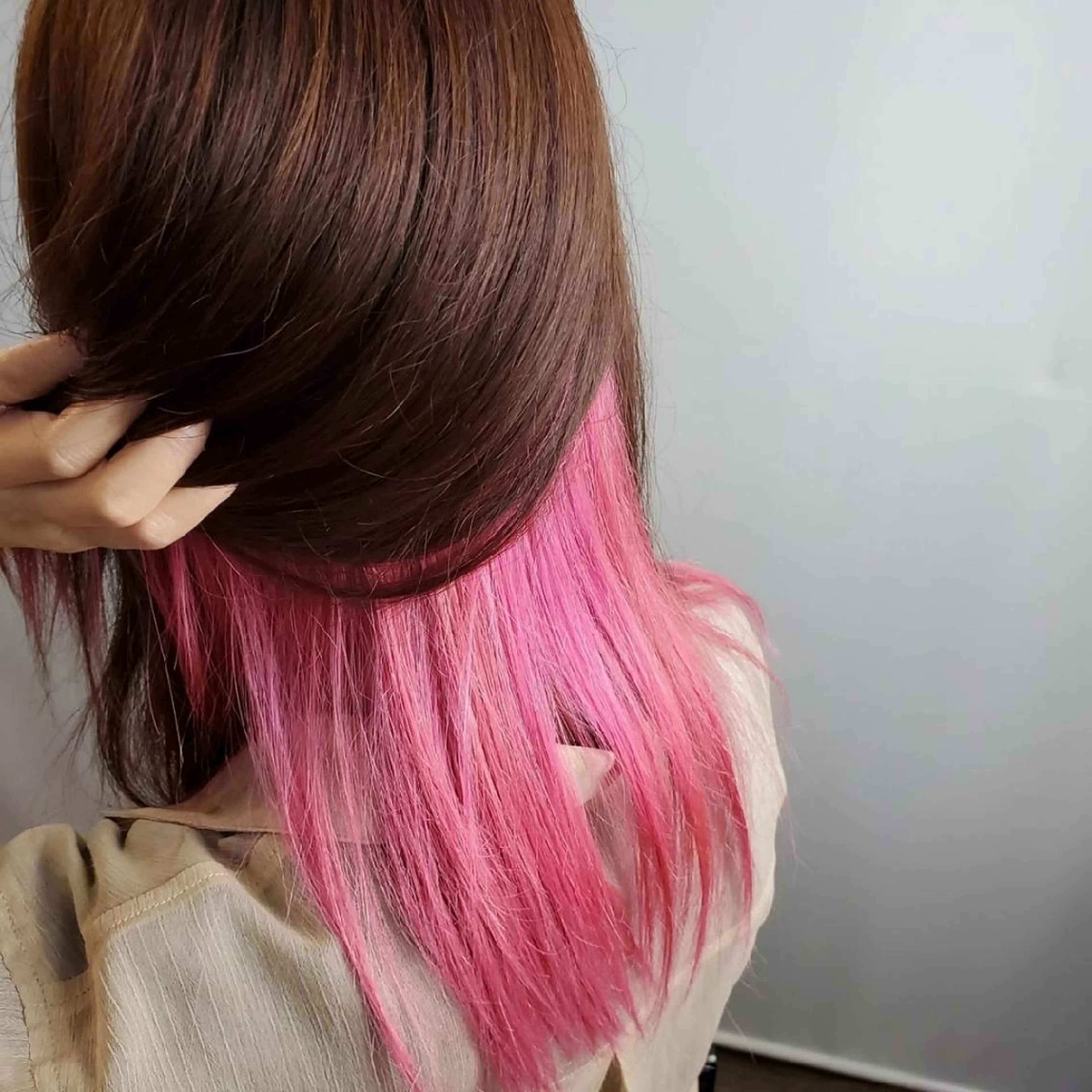 カラー ロング インナーカラー HAIRMAKE y21青葉台所属・鈴木 那由人のヘアスタイル