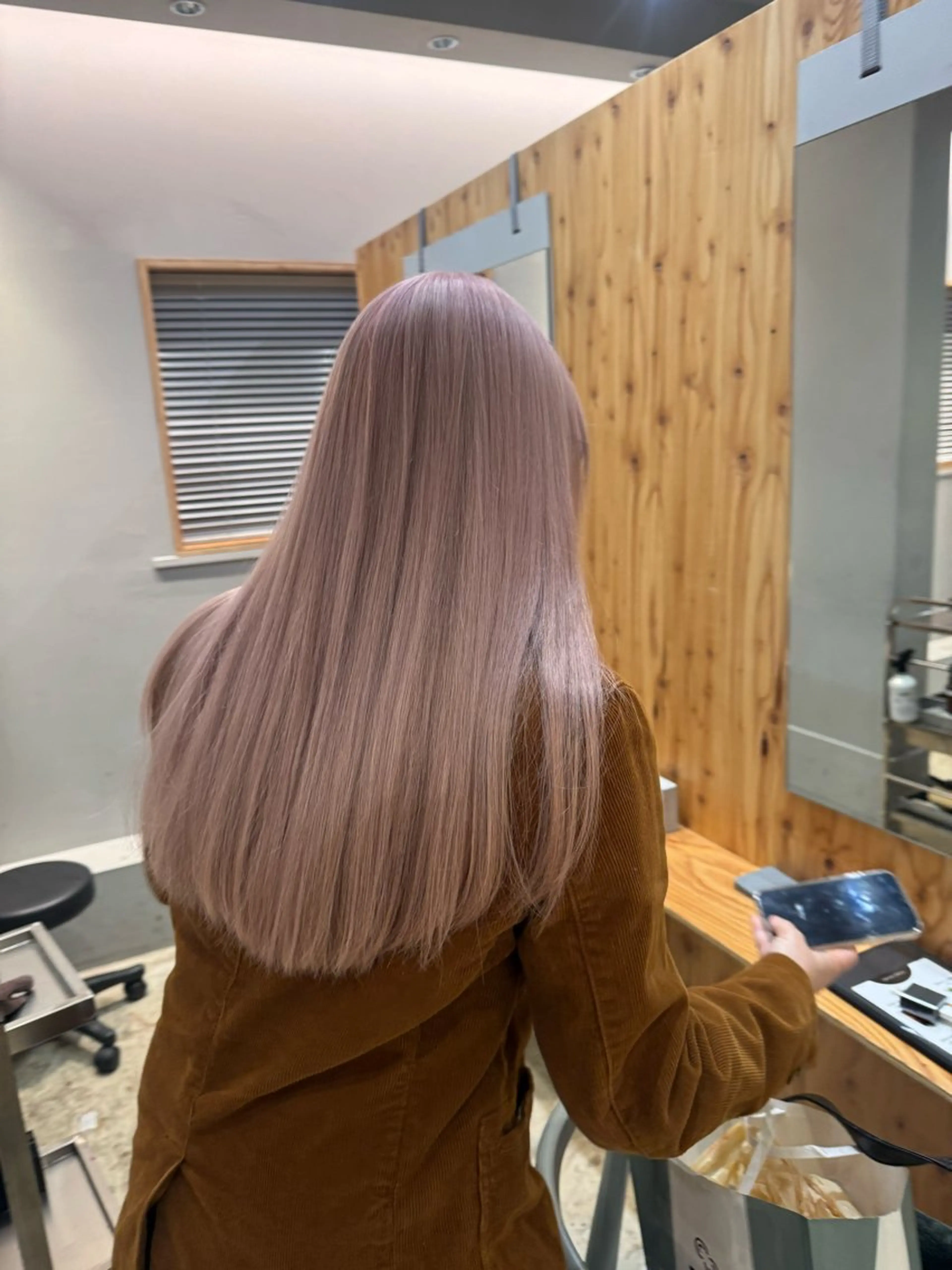 ロング ヘアカラー 💖ケアカラー💖 assistant愛のヘアスタイル