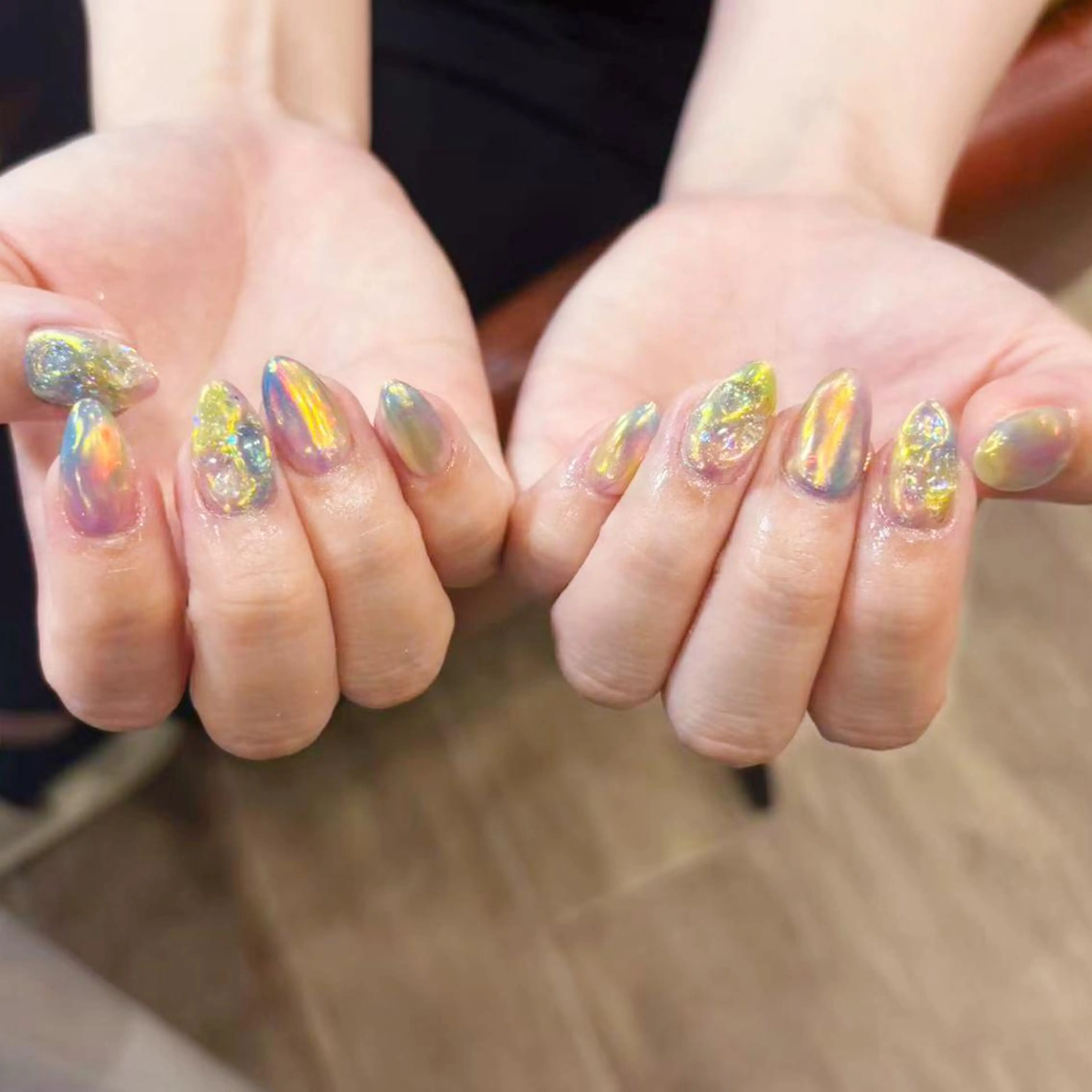 ネイル アートネイル オーロラネイル ガーリー キラキラネイル 韓国ネイル ハンドネイル DIAMOND 💅のネイルデザイン