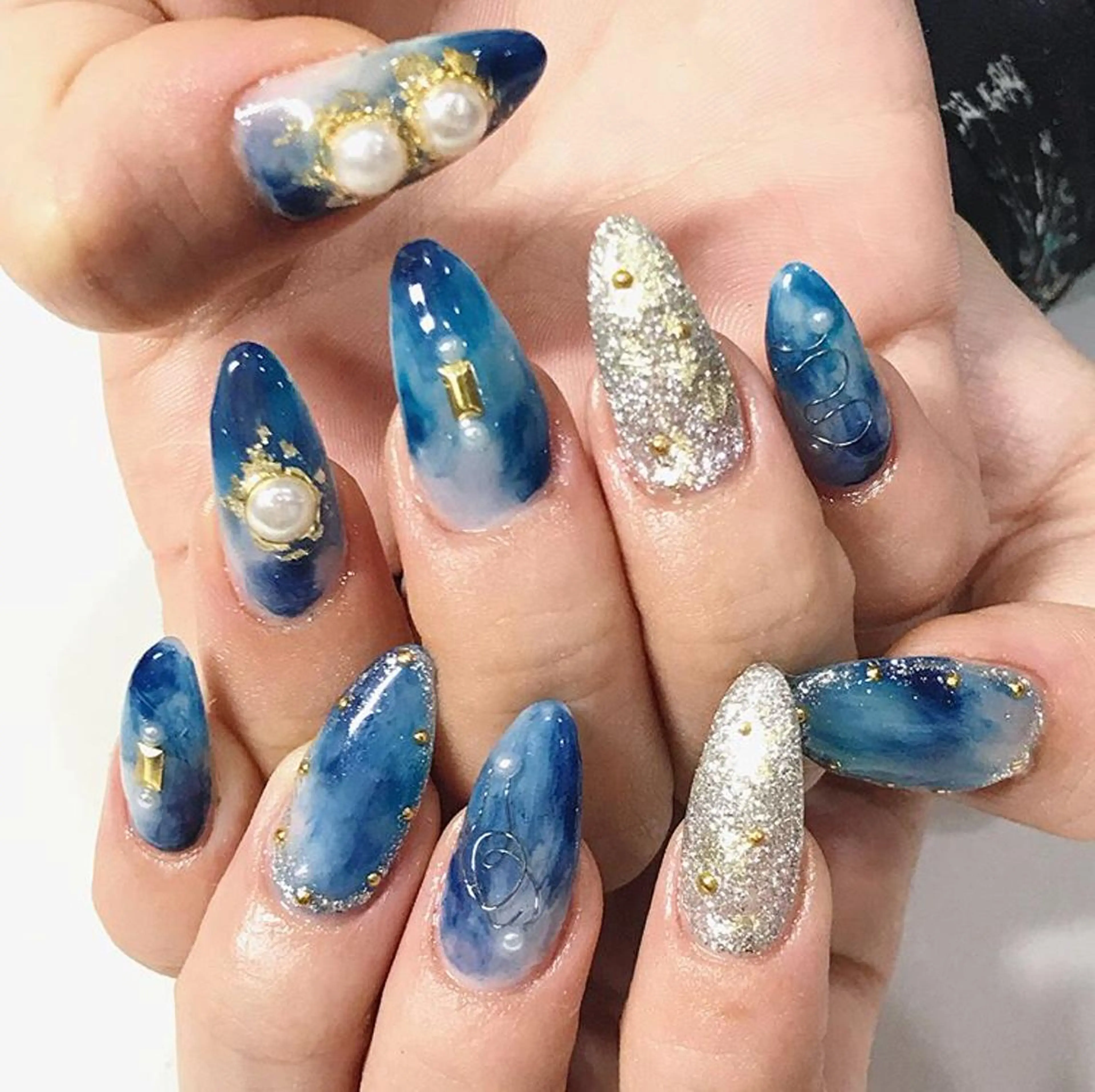 ネイル 渋谷ビュレネイル Kaoruのネイルデザイン