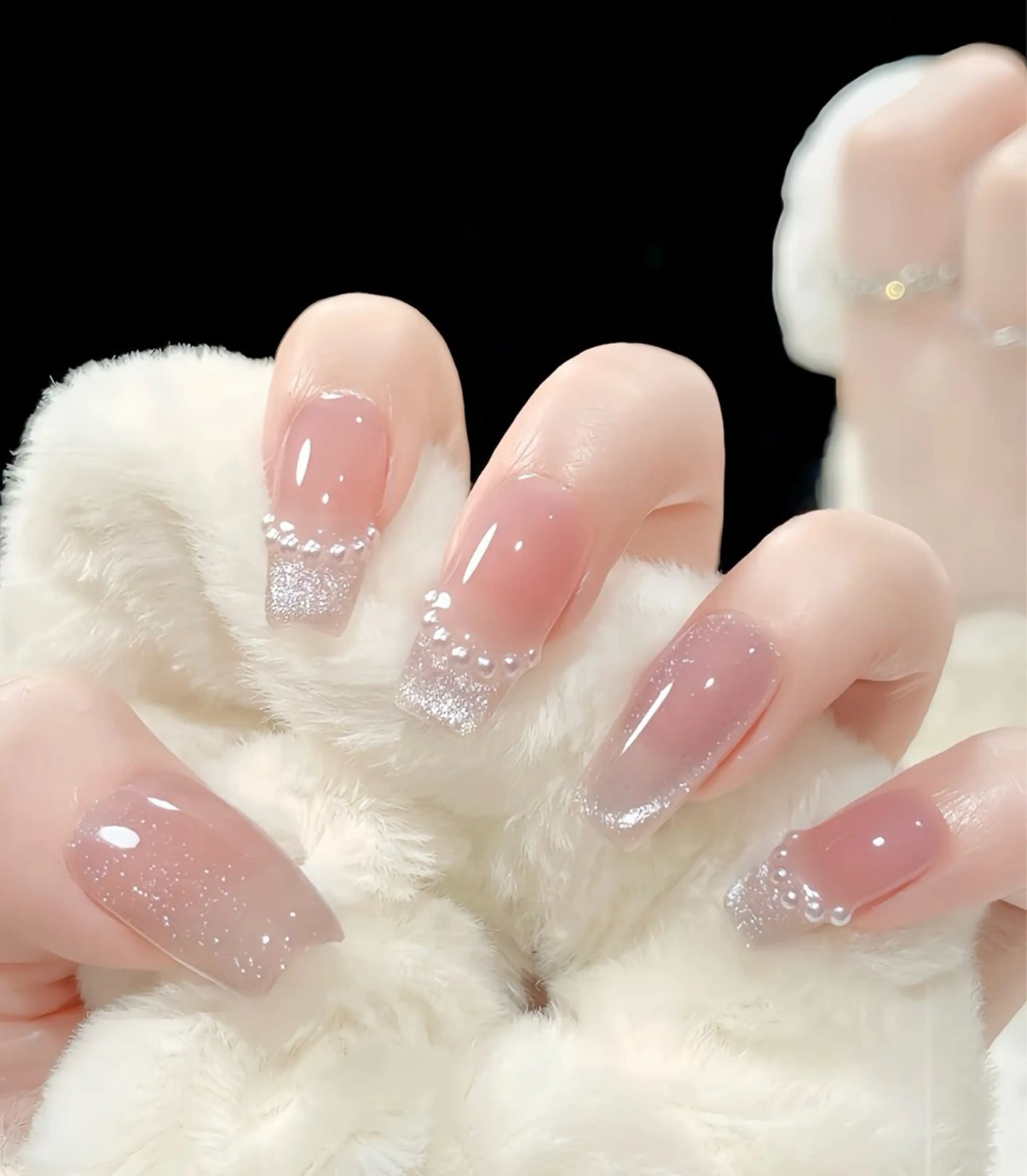 ネイル 持ち込み 佐藤 依娜のネイルデザイン