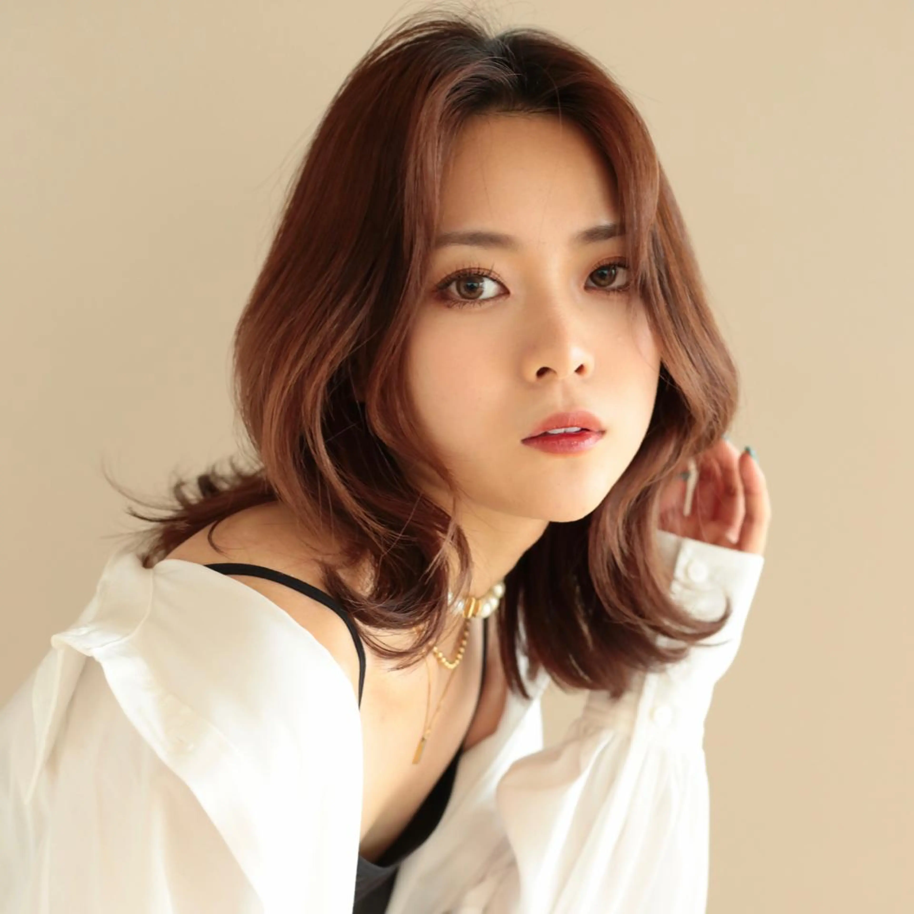 ミディアム カラー くびれヘア Je suis heureuse Tres所属・早朝セット☀️ レイヤー/Momoのヘアスタイル