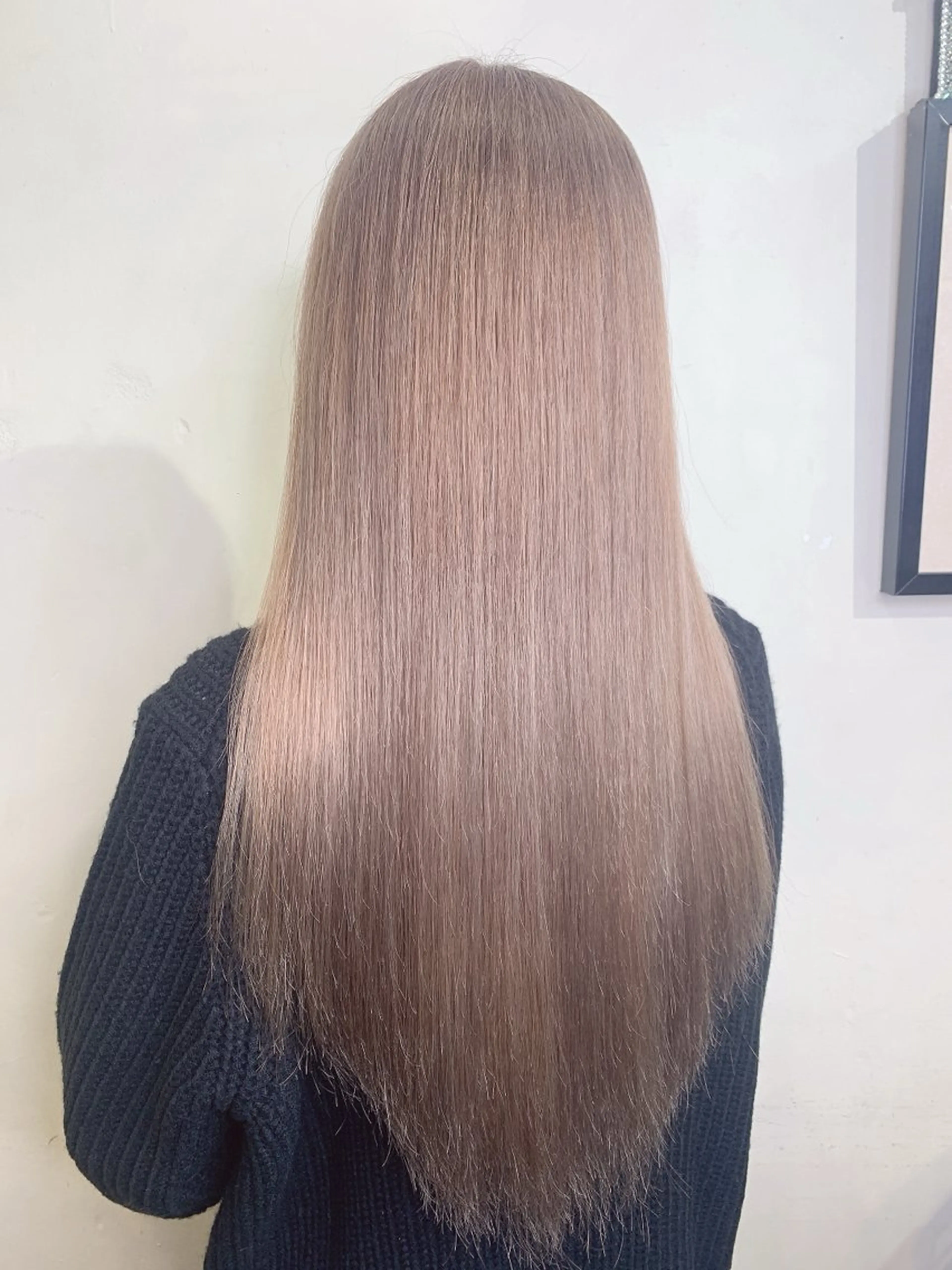 ロング カラー 透明感カラー ZYNX所属・MAHIRO/複雑 履歴/ハイトーンのヘアスタイル