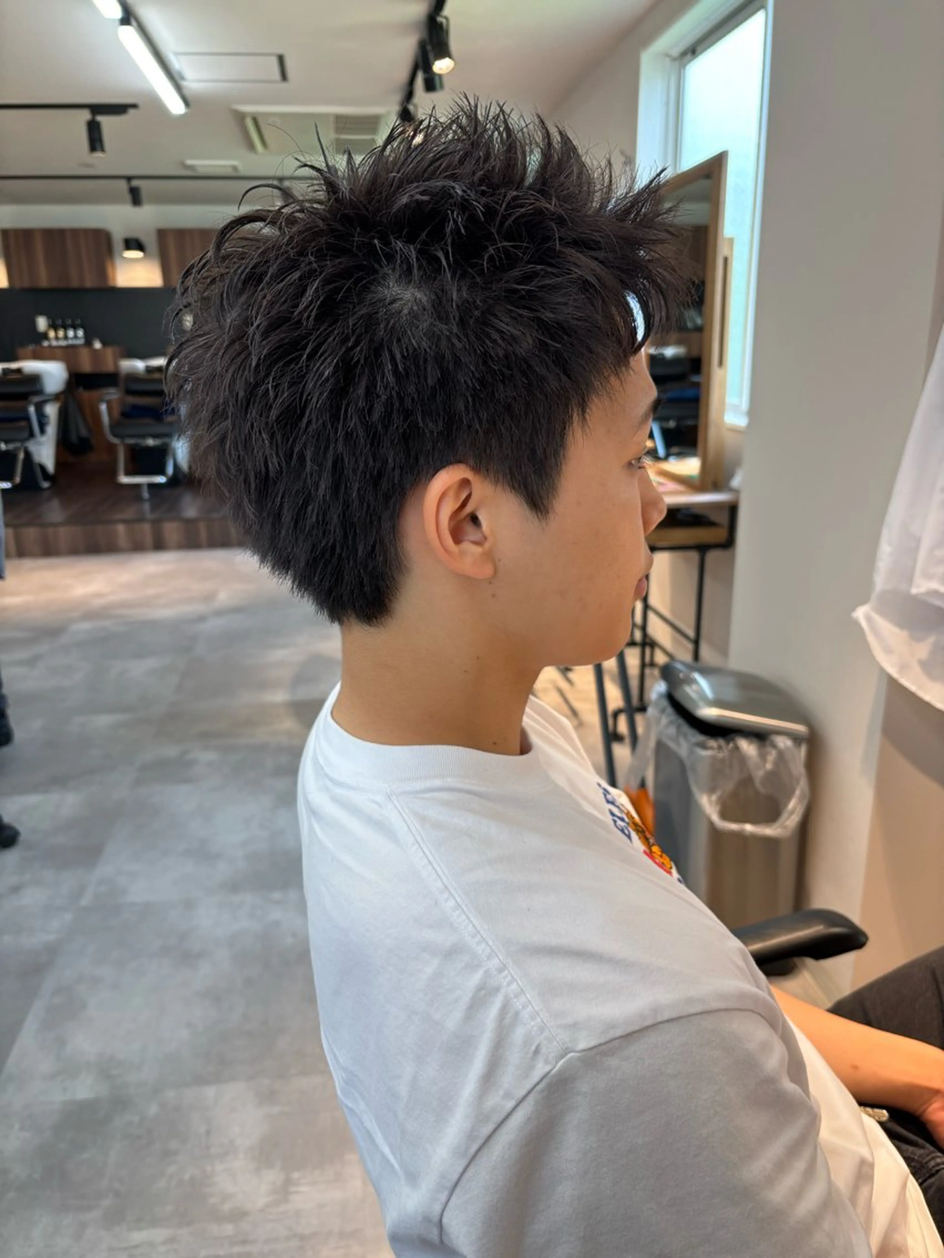 パーマ メンズ メンズパーマ スパイキーショート カット パーマ フェザーパーマ/韓国 /メンズカット保立のヘアスタイル