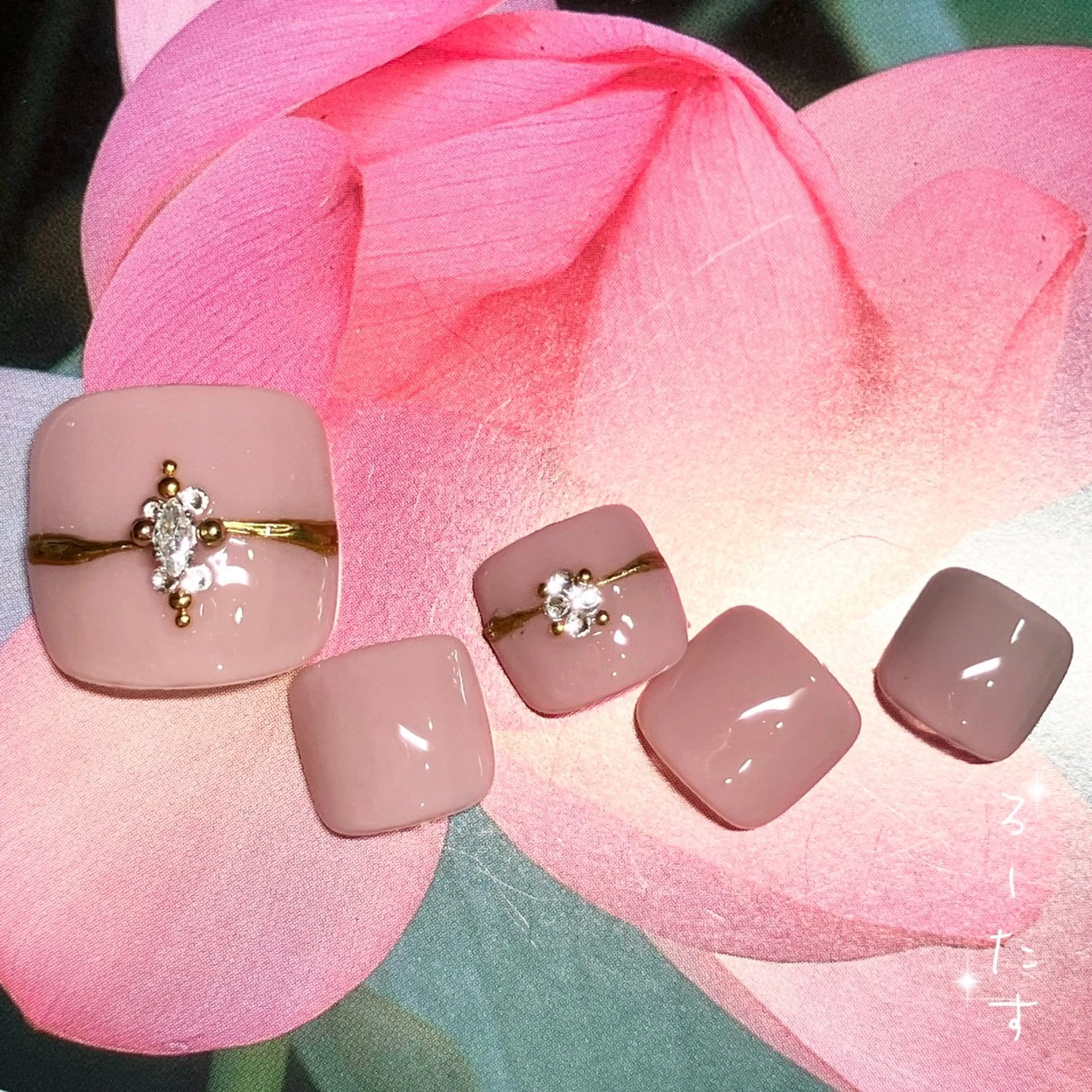 ネイル フットネイル マオジェル導入サロン ♡ろーたすのネイルデザイン