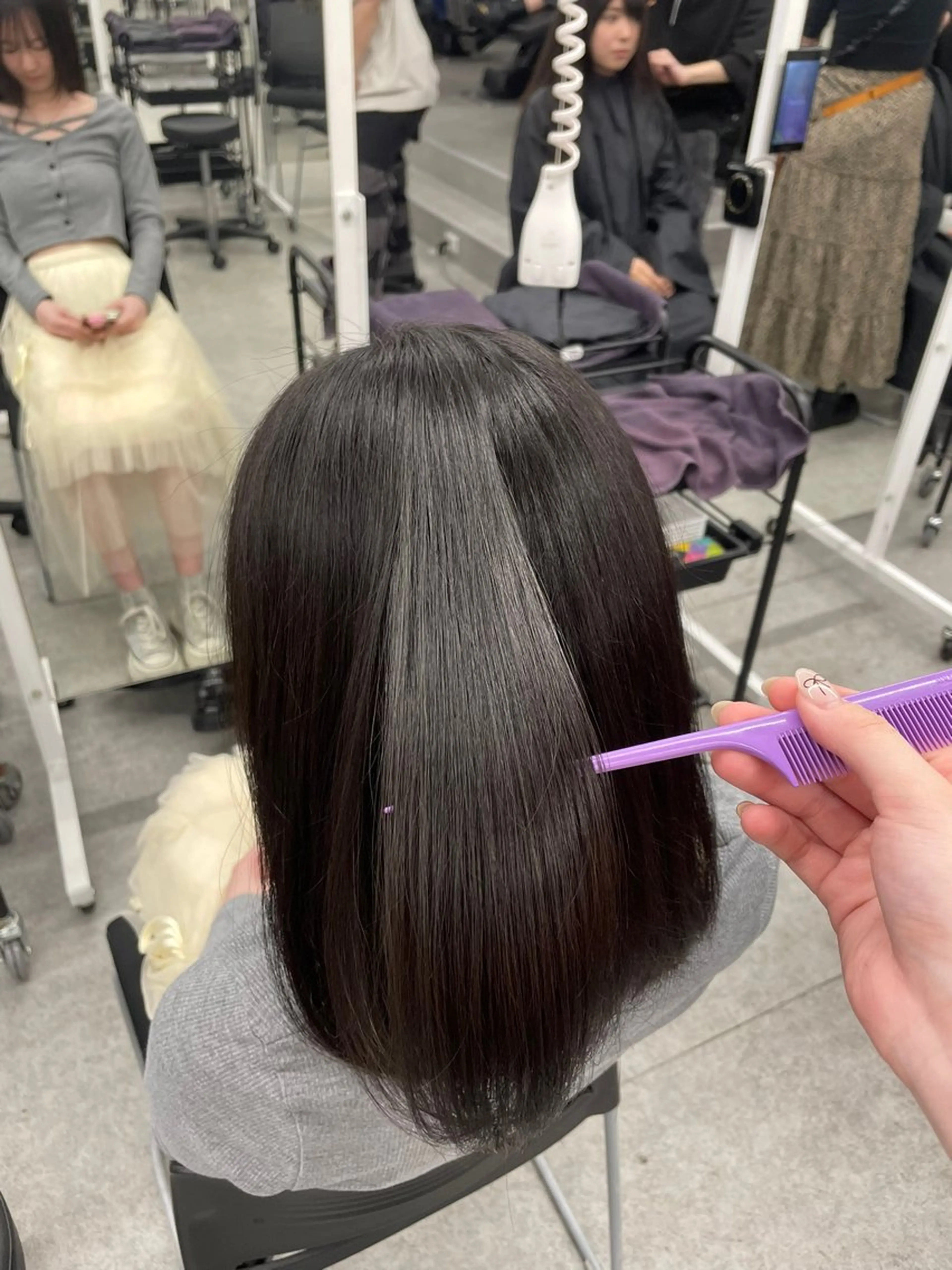 ミディアム カラー 髪質改善🩰透明感カ ラー🎀hinanoのヘアスタイル