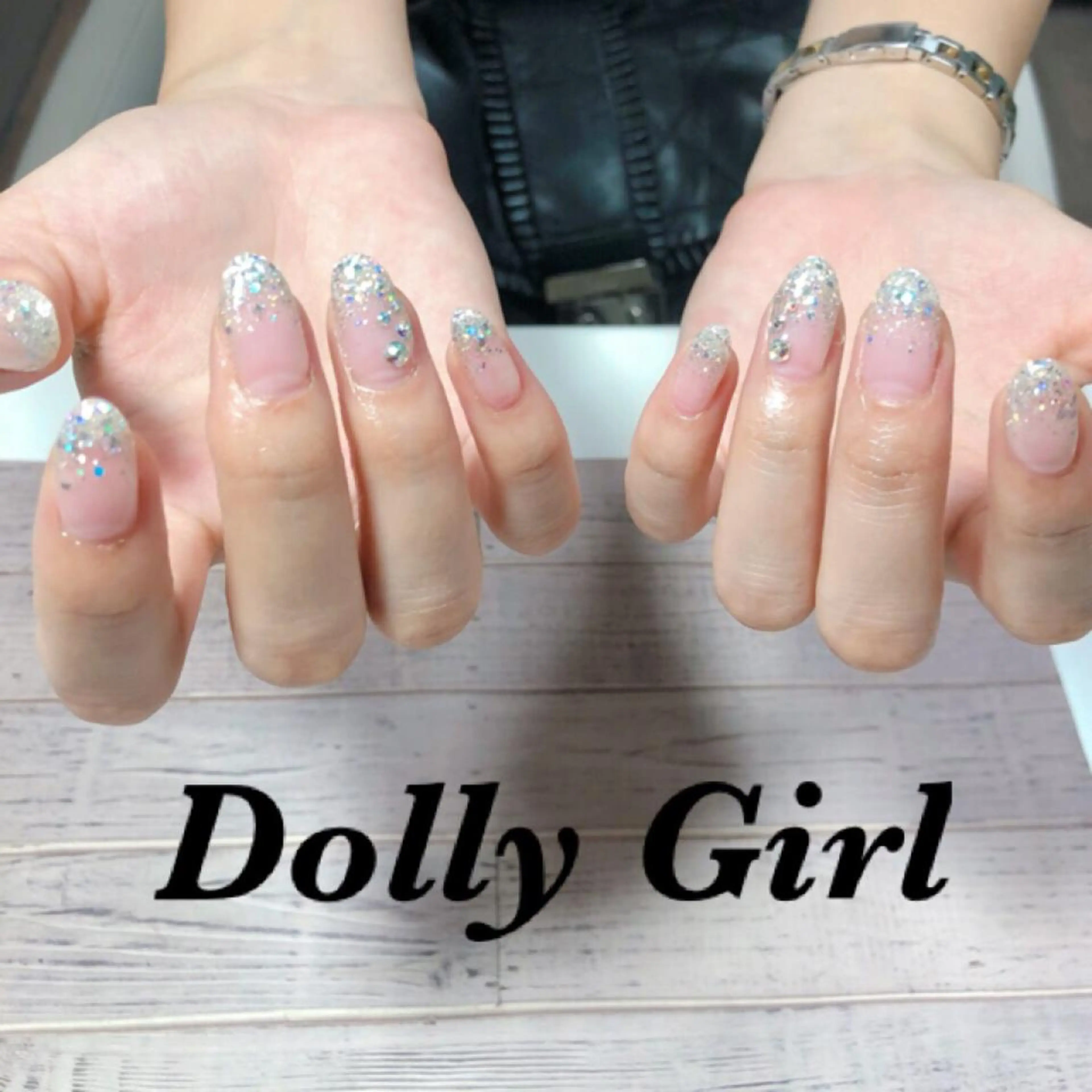 ネイル 個室ネイルサロンDolly  Girl〜ドーリーガール〜所属・DollyGirl KYOKOのネイルデザイン