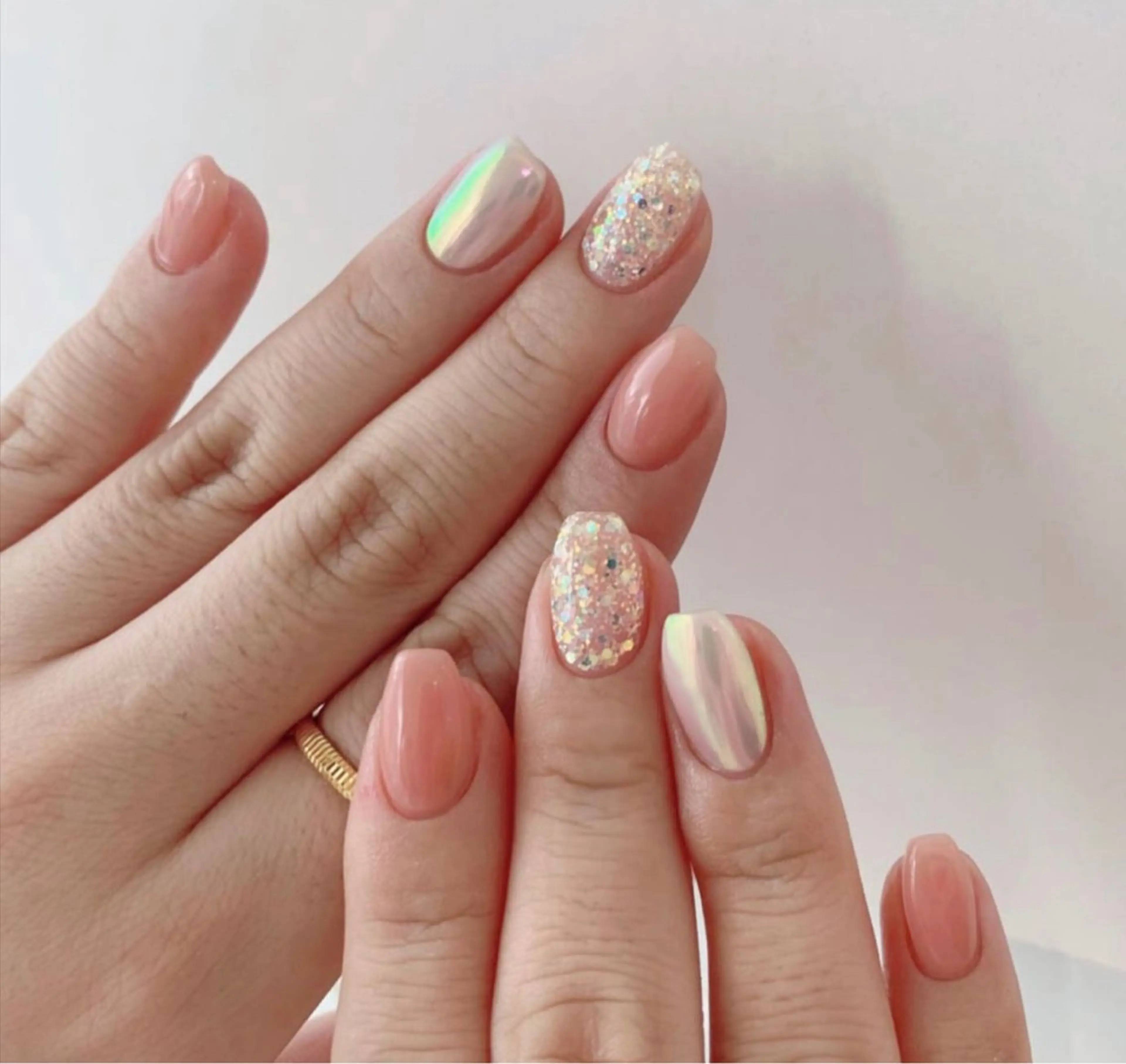 ミディアム nina beautyのネイルデザイン