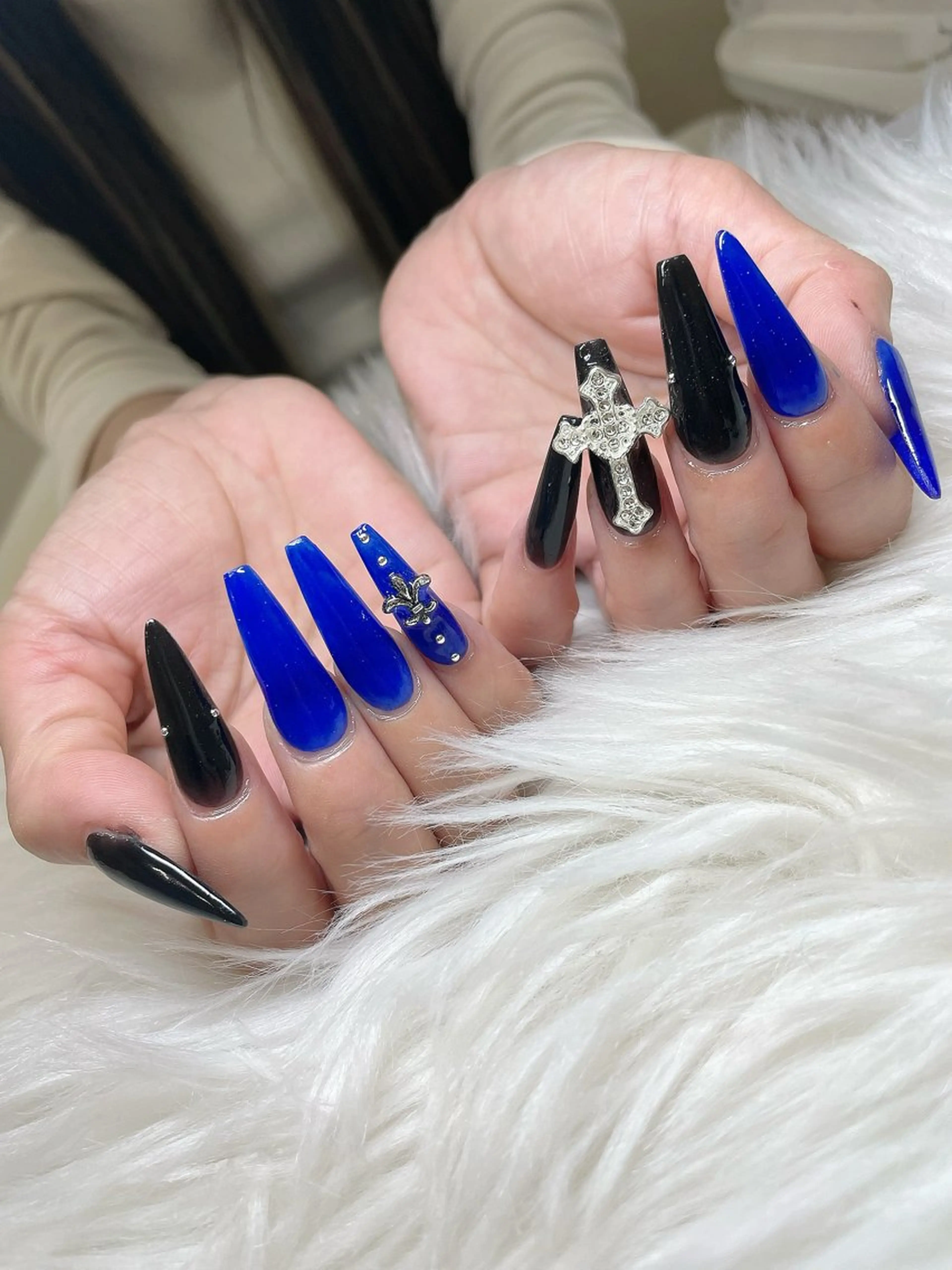 ネイル ハンドネイル 南田 千絵のネイルデザイン