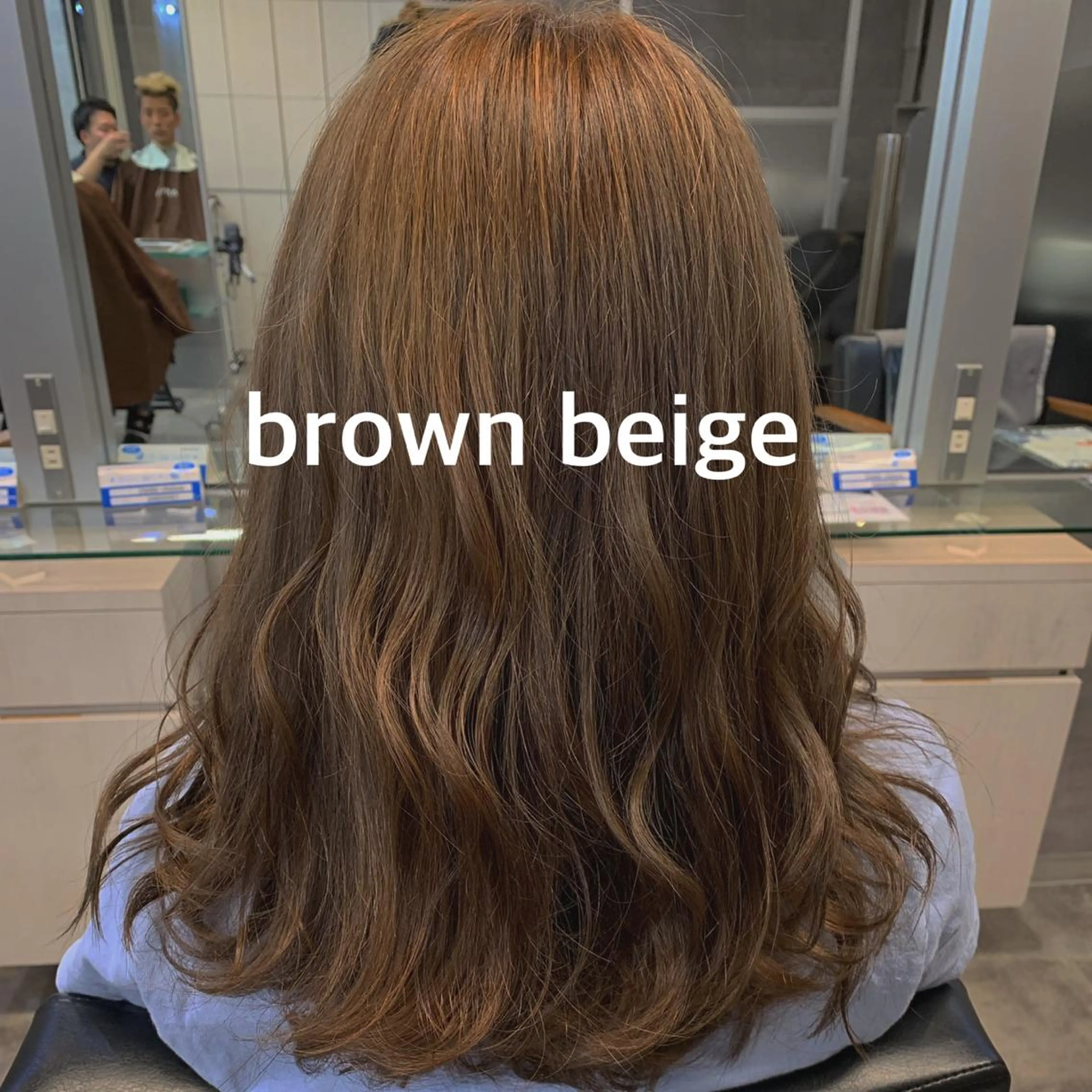 セミロング カラー ベージュカラー ブリーチ ブラウンカラー ヘアカラー Chara Chalone所属・今野 美栄のヘアスタイル