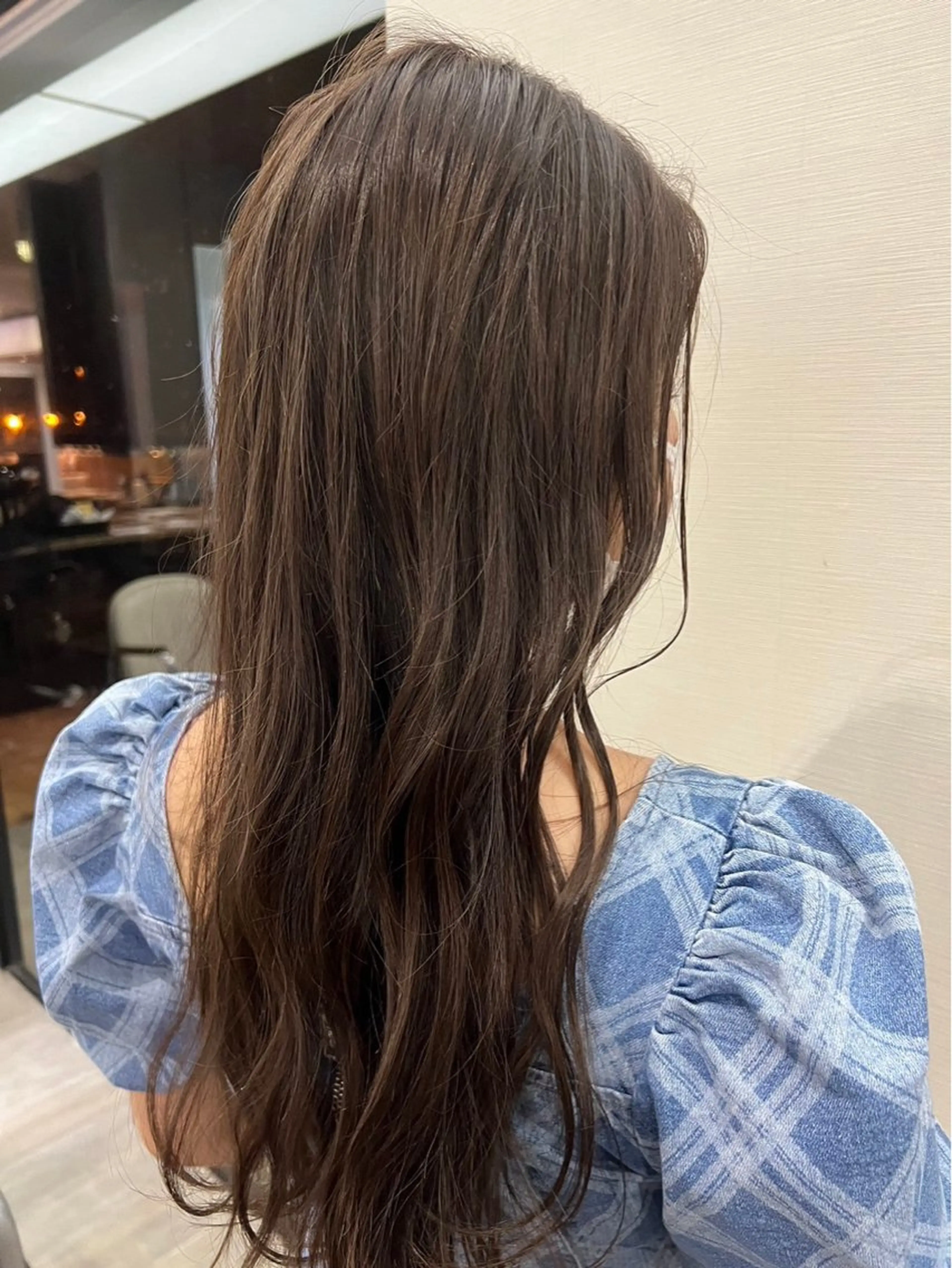 カラー ブリーチ ブリーチなしカラー ハイトーン／ レイヤー／ボブのヘアスタイル