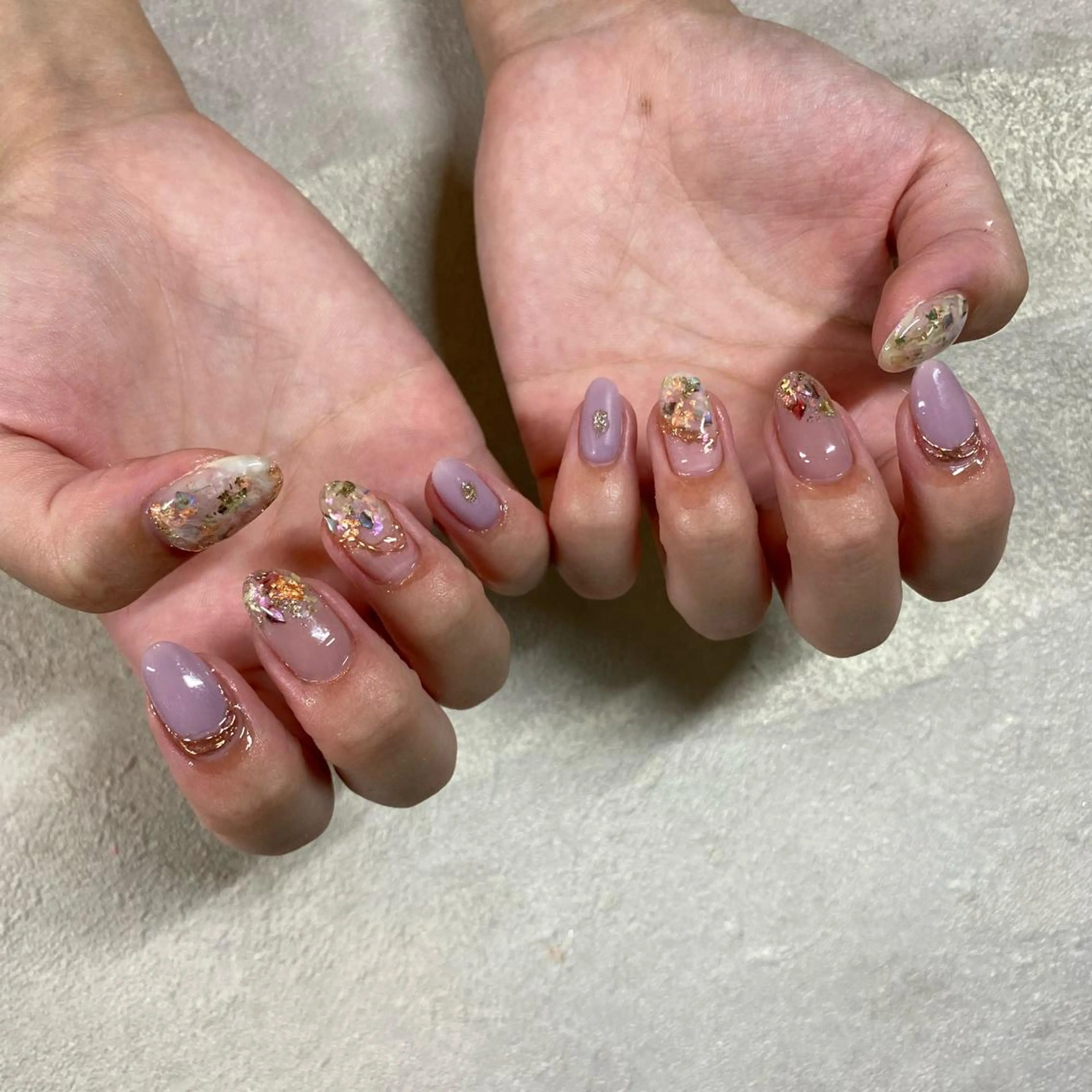 ネイル ハンドネイル Amber21.所属・Nagahama Akariのネイルデザイン