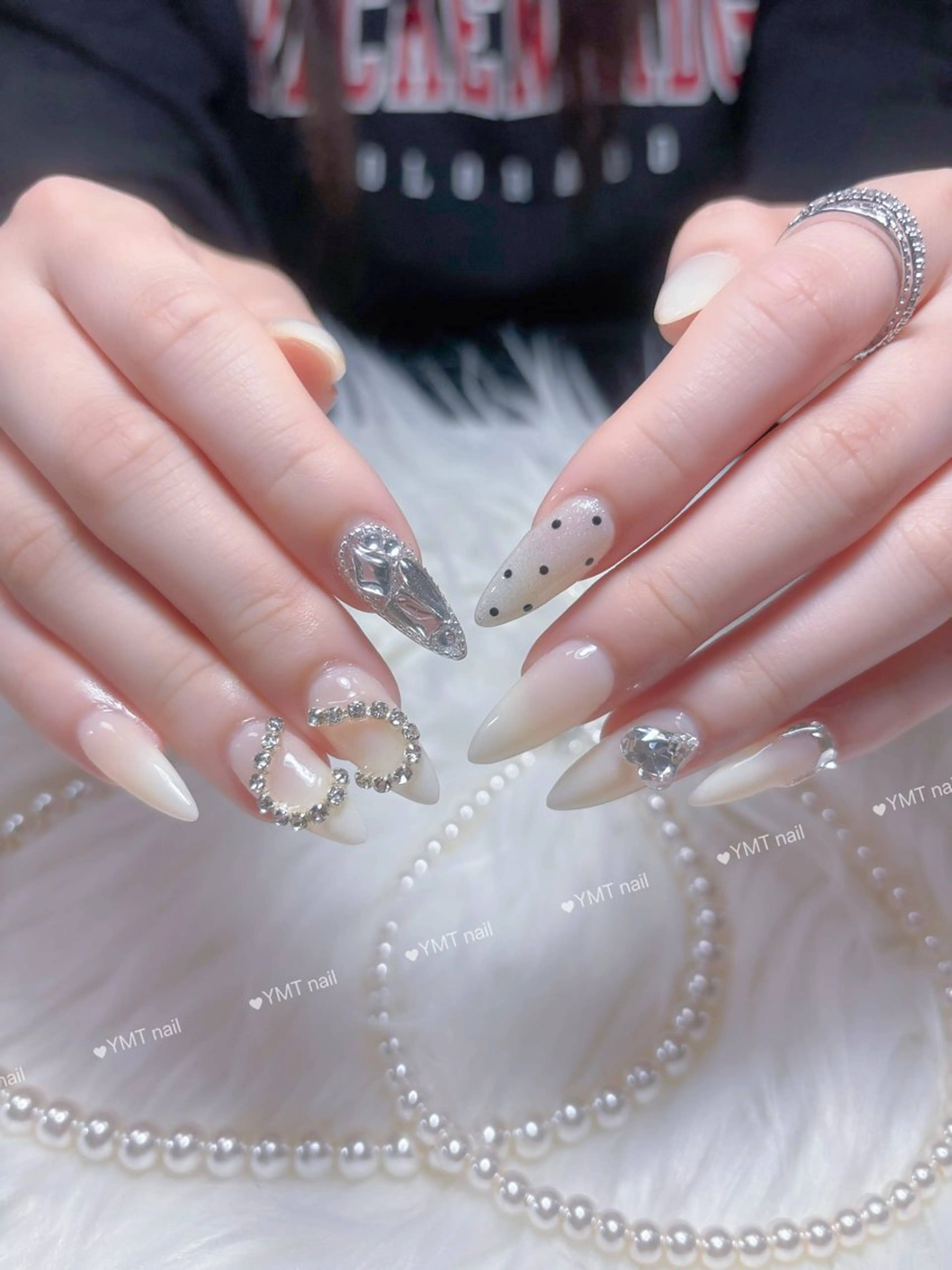 ネイル 長さ出し フットネイル ジェルネイル 韓国ネイル マグネットネイル ハンドネイル YMT NailStudio所属・YMT NailStudioのネイルデザイン