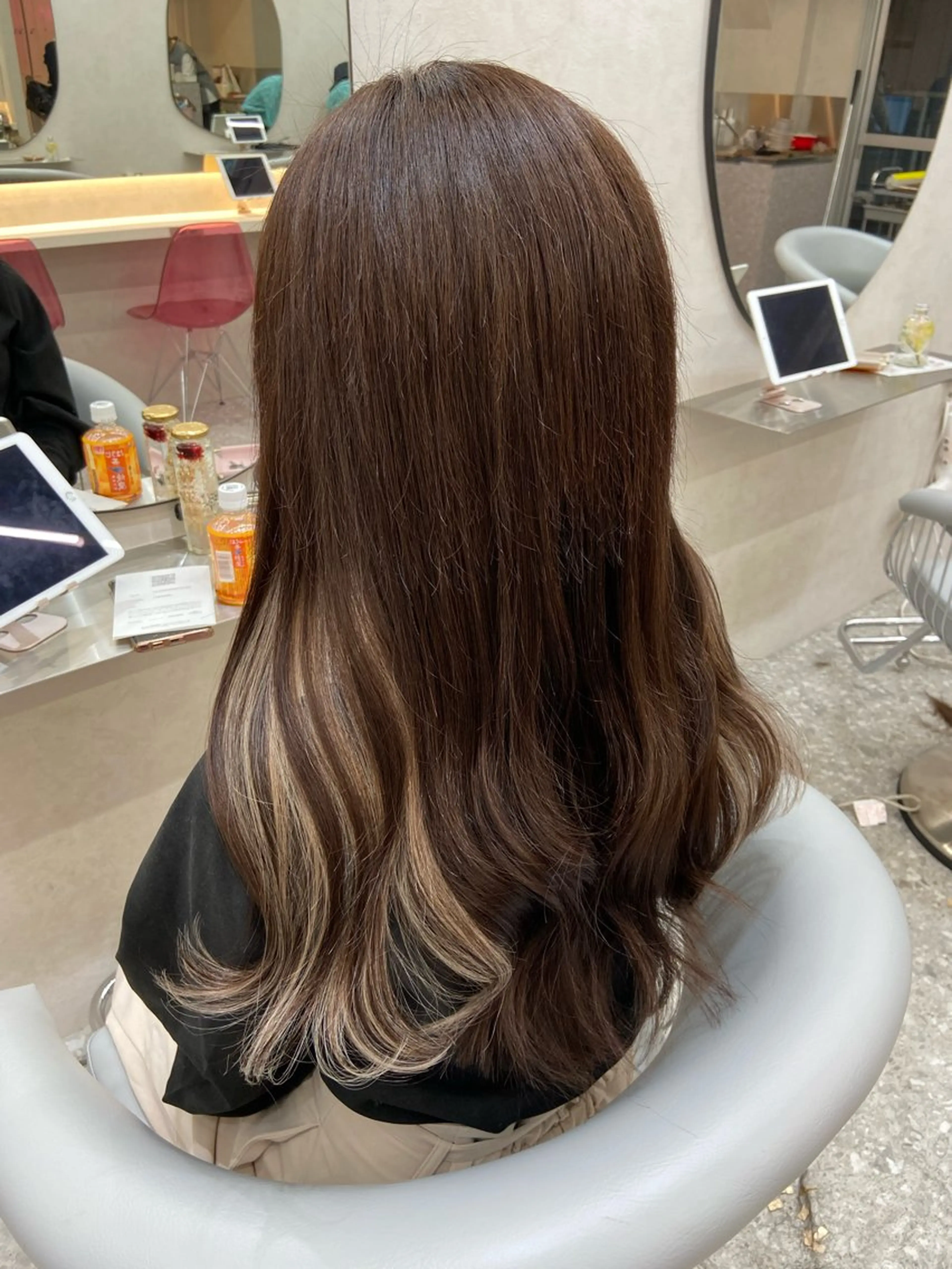 ロング カラー シールエクステ インナーカラー エクステ 韓国風ヘア カット ヘアカラー エクステ 新宿/韓国ヘア 中明度カラー/かやのヘアスタイル