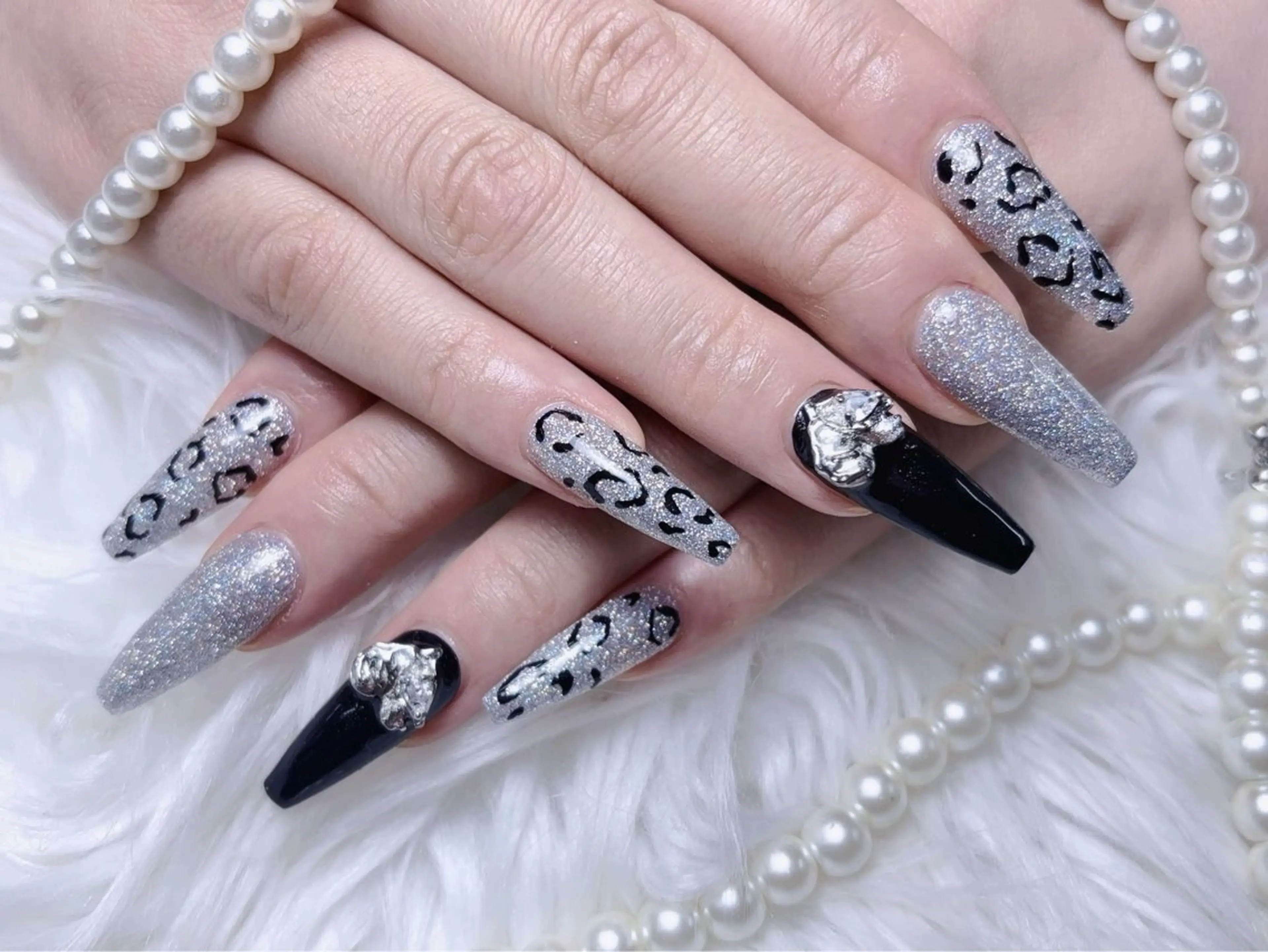 ネイル 長さ出し フレンチネイル ジェルネイル ガラスフレンチ 韓国ネイル ハンドネイル ハンドケア For U nail スカルプ専門店のネイルデザイン