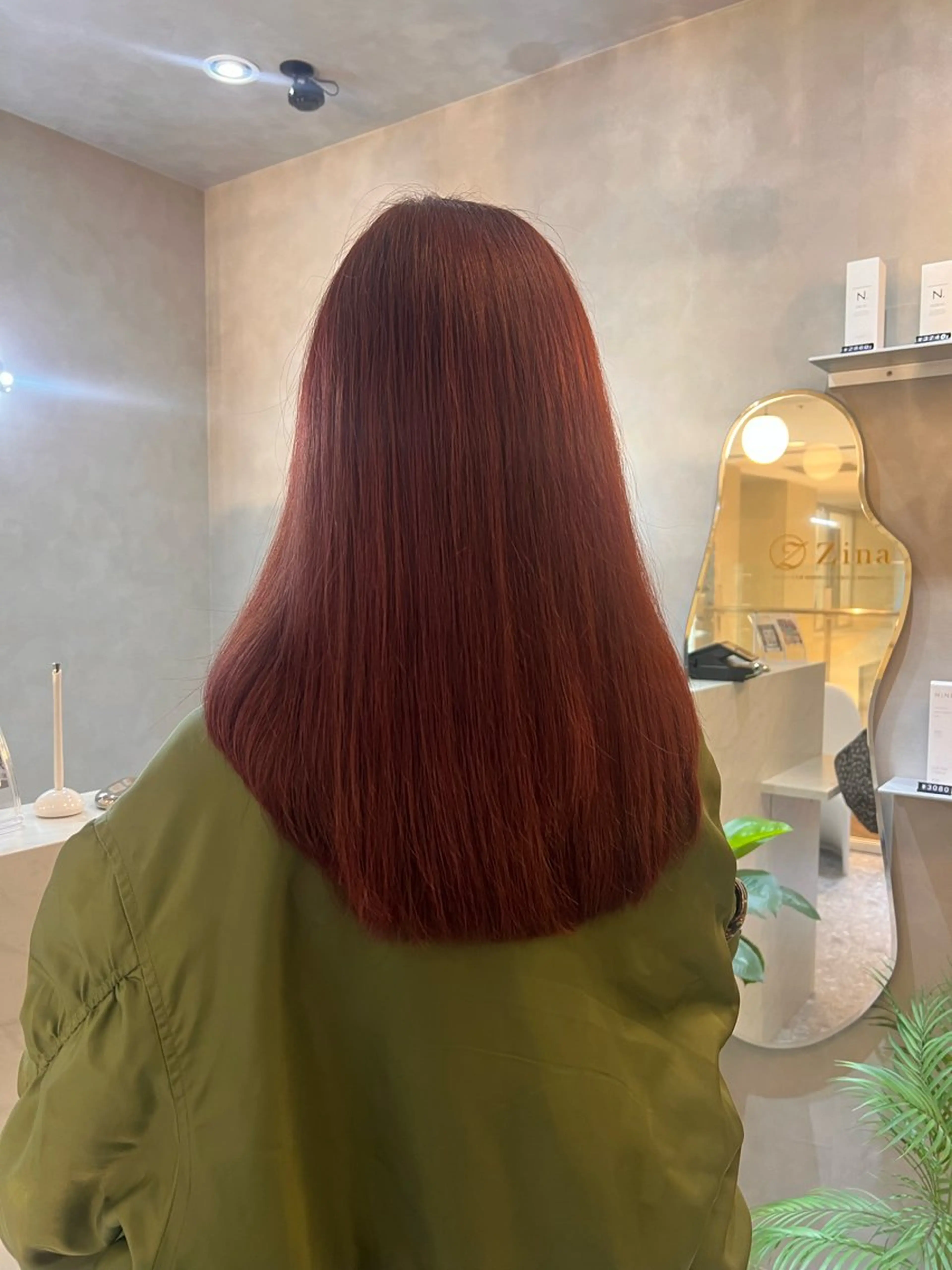 セミロング カラー ブリーチ ブリーチなしカラー レッドカラー カット ヘアカラー トリートメント KANA🌿透明感/ レイヤーcut🌿のヘアスタイル