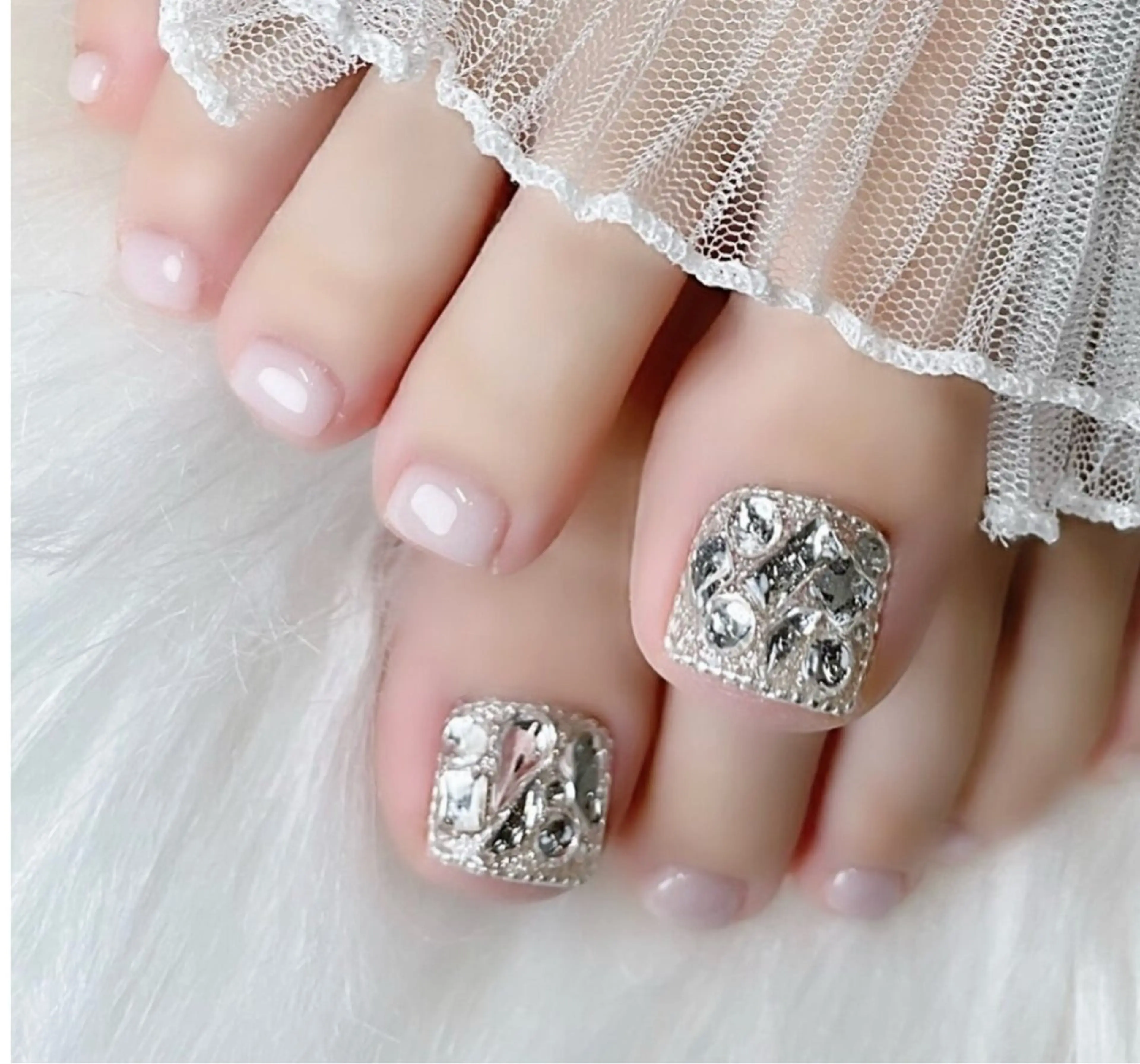 【3月限定】フットオフ込ビジュー埋め尽くし¥12,500の写真