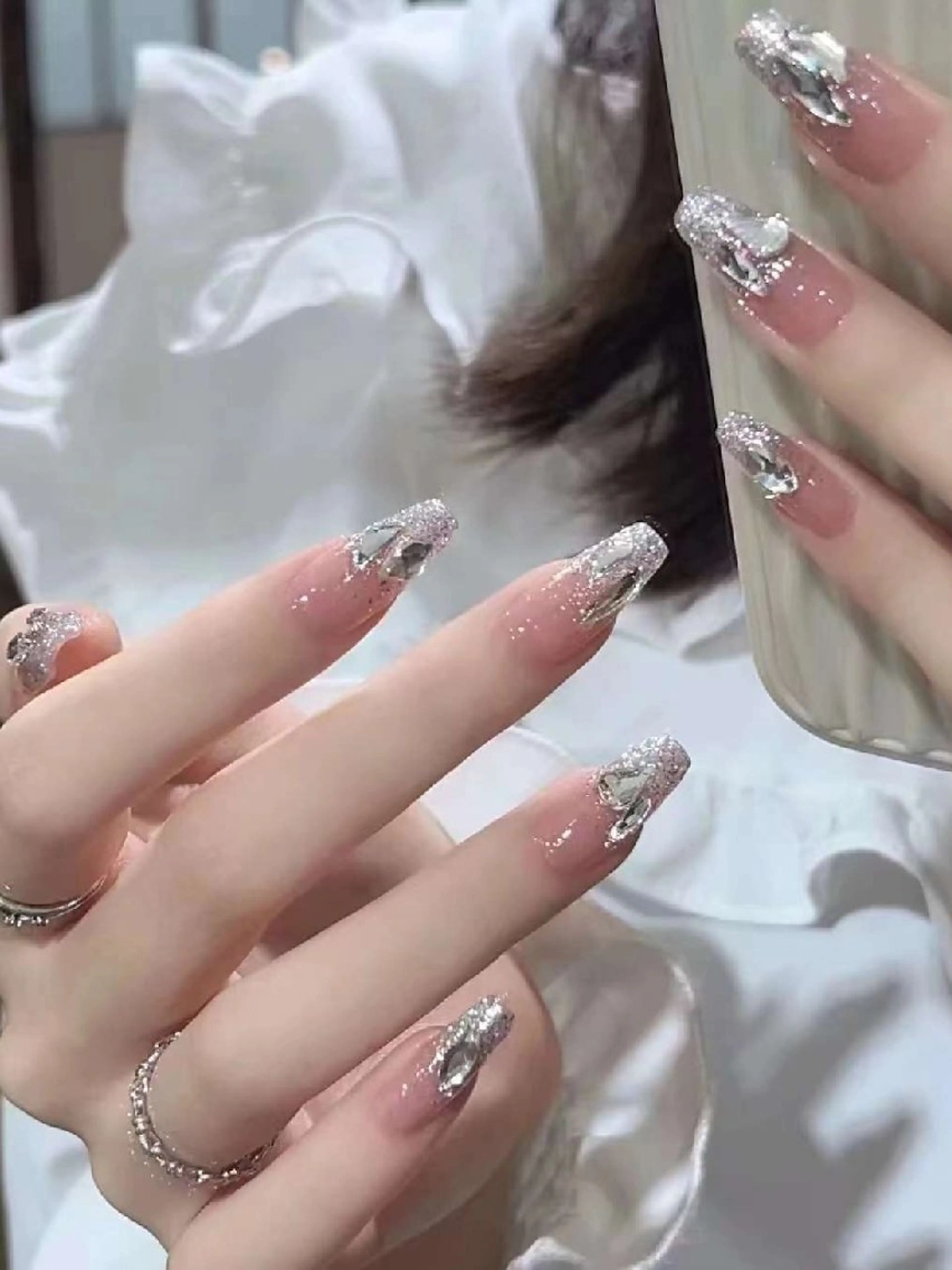 ネイル ハンドネイル E·U·B ネイル所属・横浜市中区曙町 E·U·Bネイルのネイルデザイン