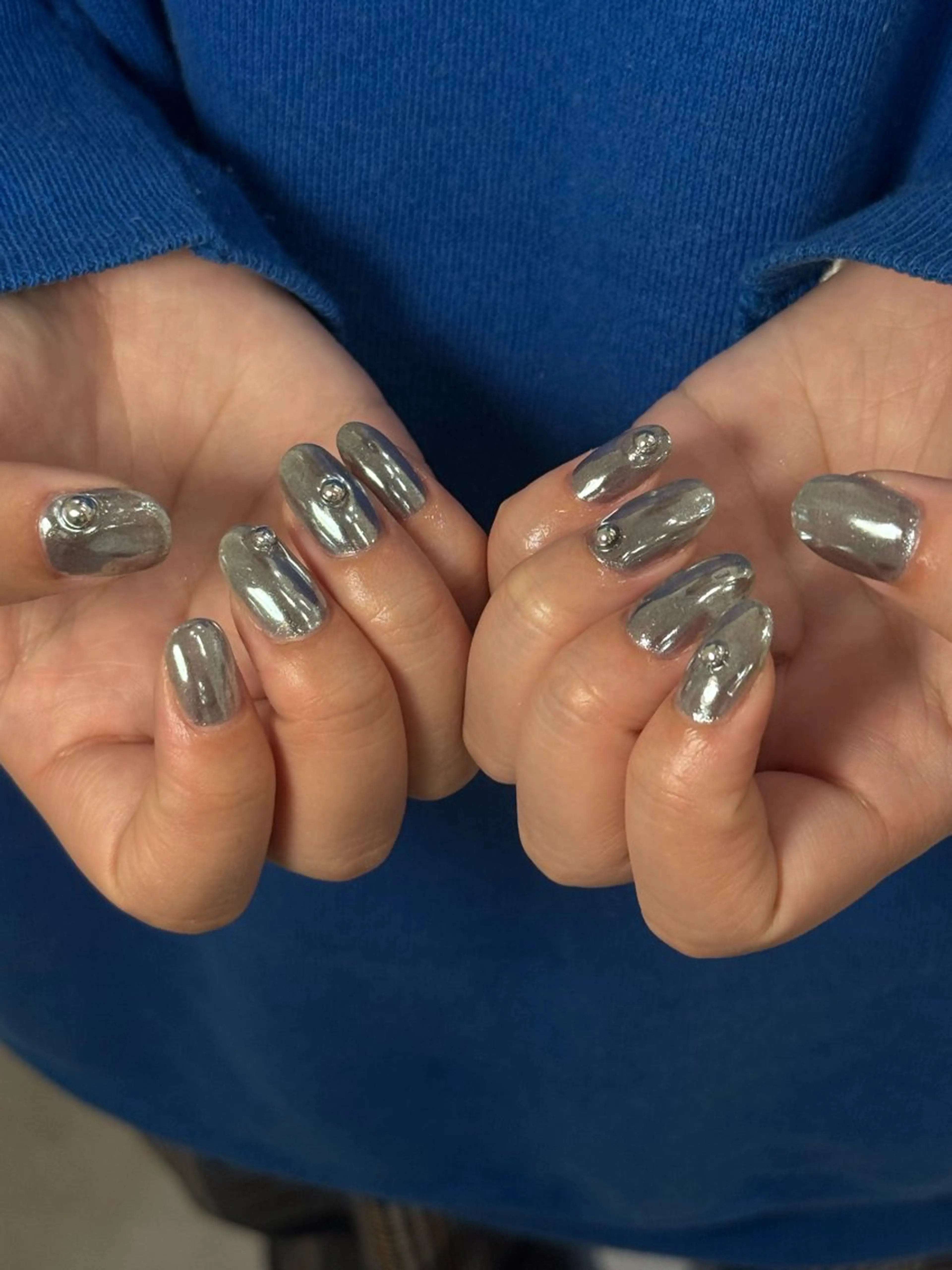 ネイル neouv所属・NEOUV_ mikuのネイルデザイン