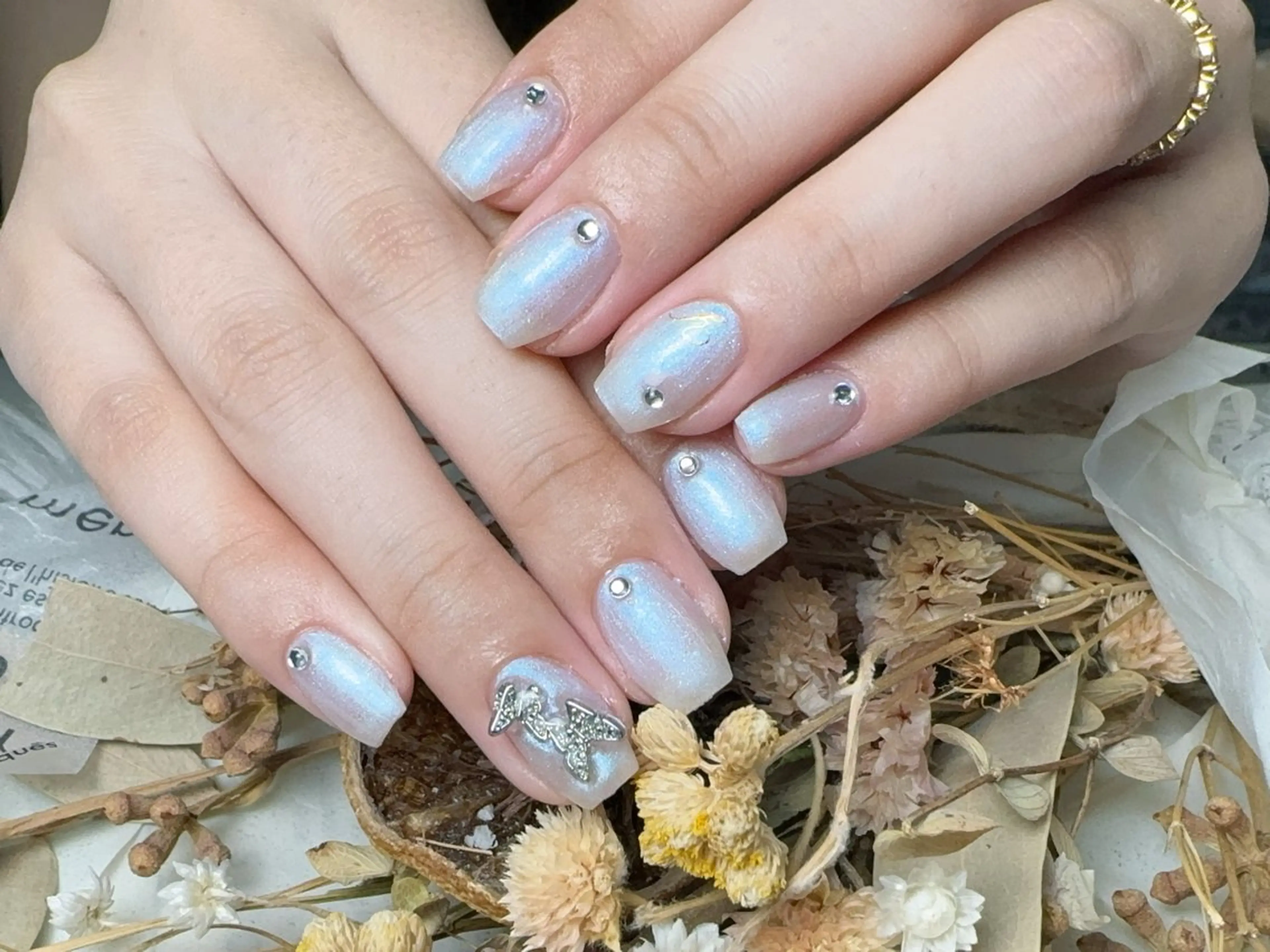 ネイル 長さ出し フレンチネイル ジェルネイル ガラスフレンチ 韓国ネイル ハンドネイル ハンドケア For U nail スカルプ専門店のネイルデザイン