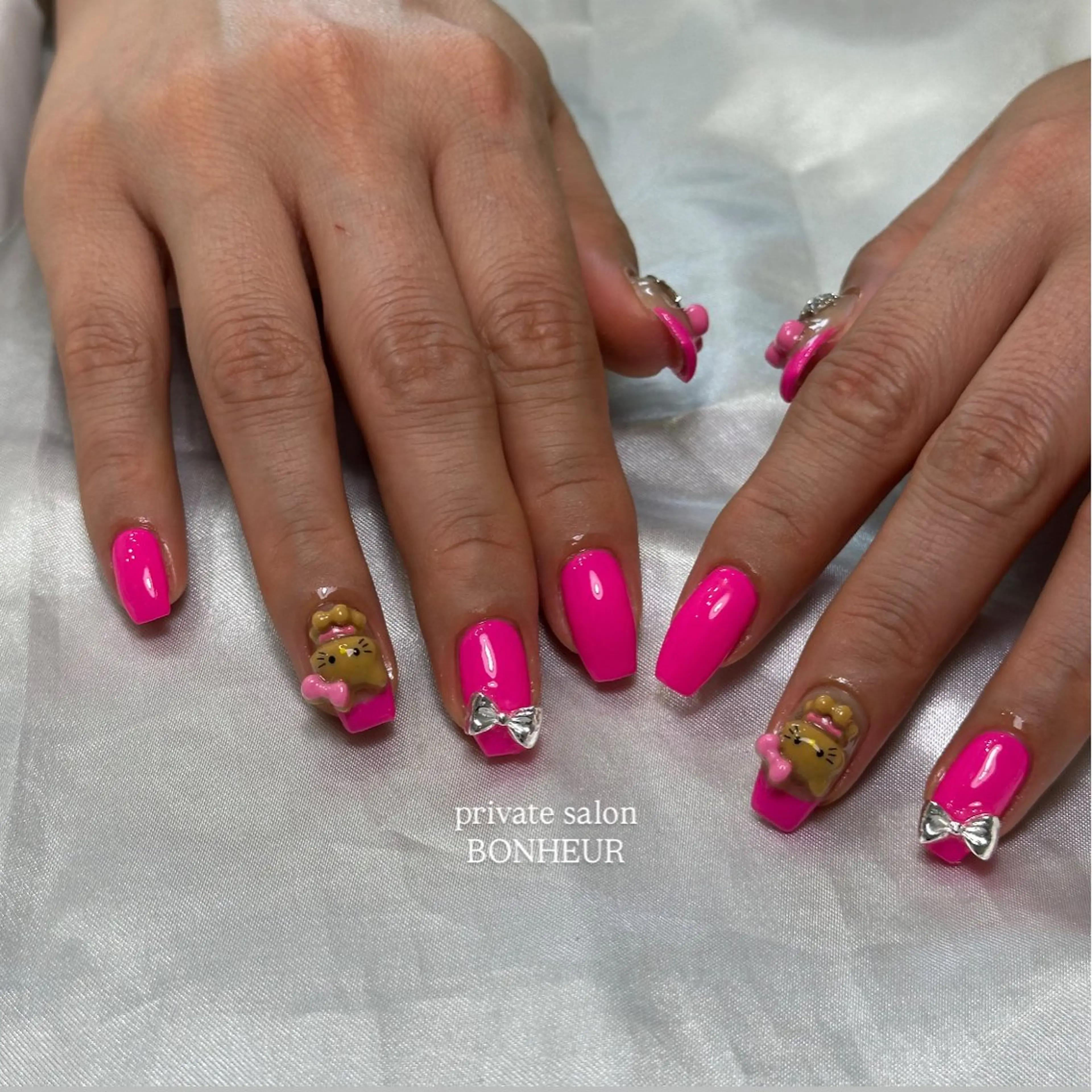 ネイル ハンドネイル BONHEUR Annaのネイルデザイン
