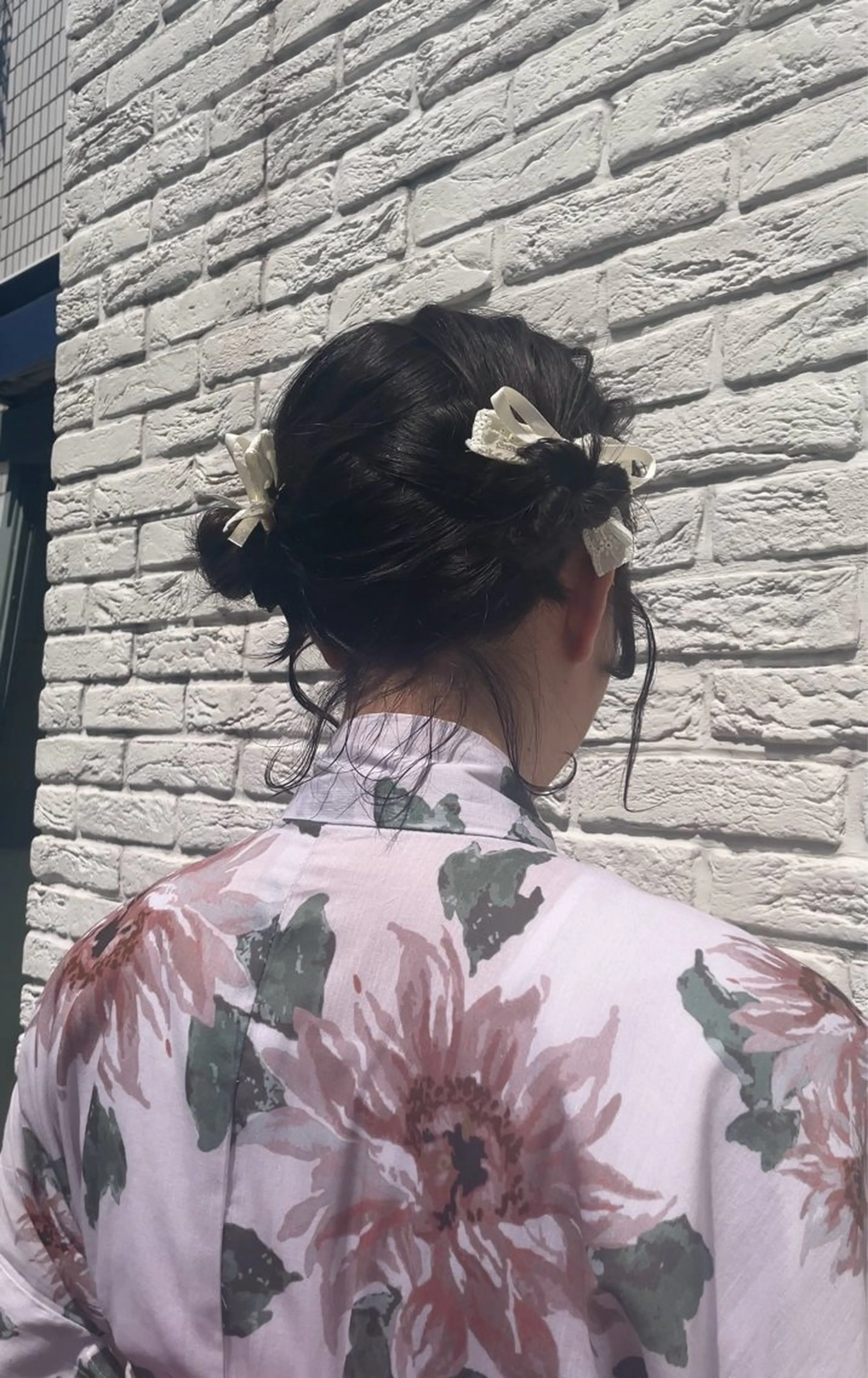 ヘアアレンジ お団子ヘア hiyori /透明 感ピンク/ラベンダーのマツエク・マツパデザイン