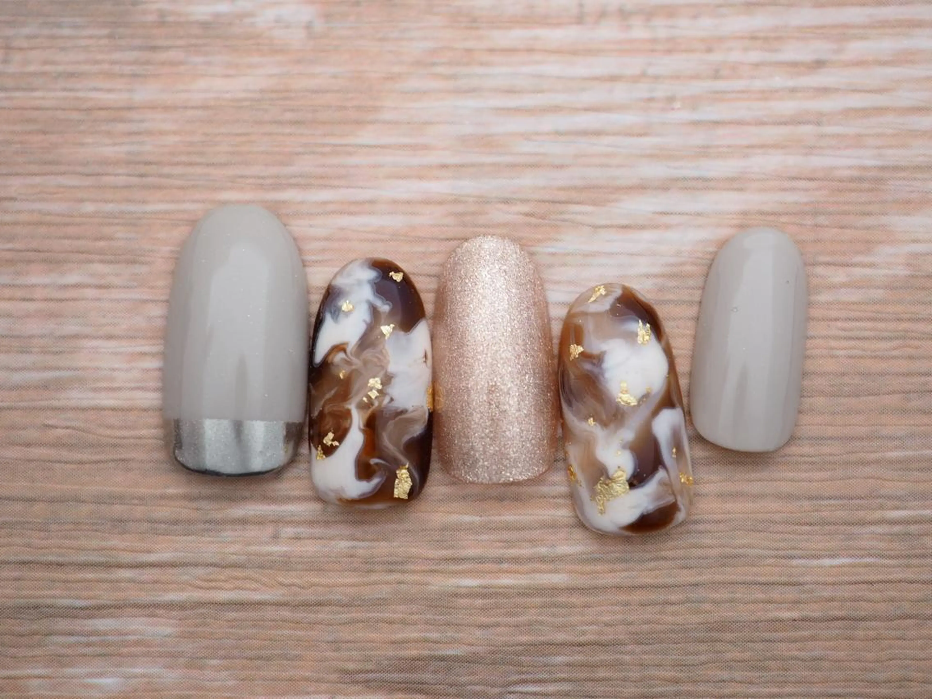 ネイル トップネイリスト Ribbon立川店のネイルデザイン