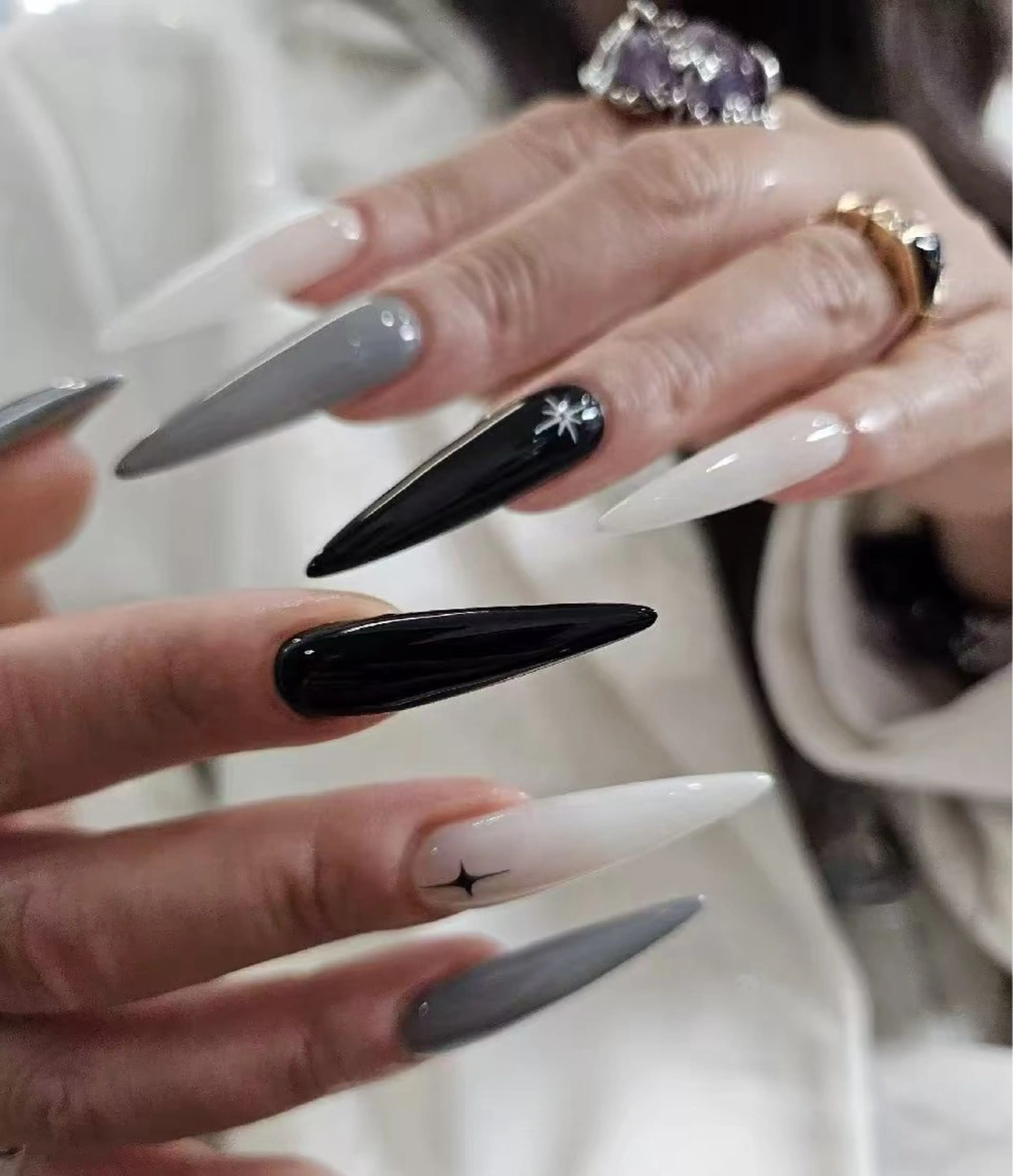 ネイル オーロラネイル フラワーネイル フットネイル フレンチネイル ジェルネイル ハンドネイル 相沢 さやかのネイルデザイン