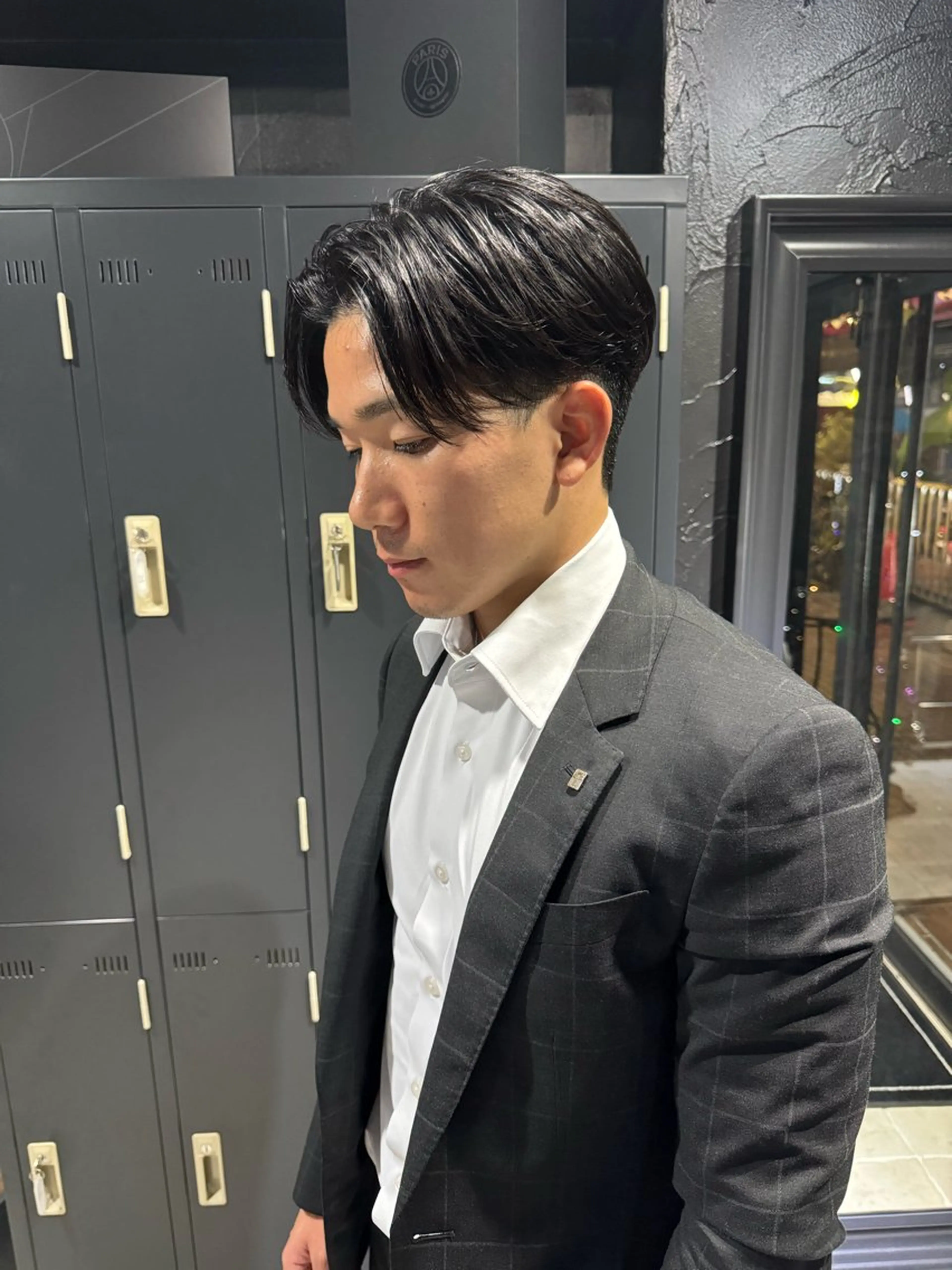 ショート メンズ センターパート カット トリートメント ヘアセット メンズ専門 美容師✨ アメ村 堀江颯瑛のヘアスタイル