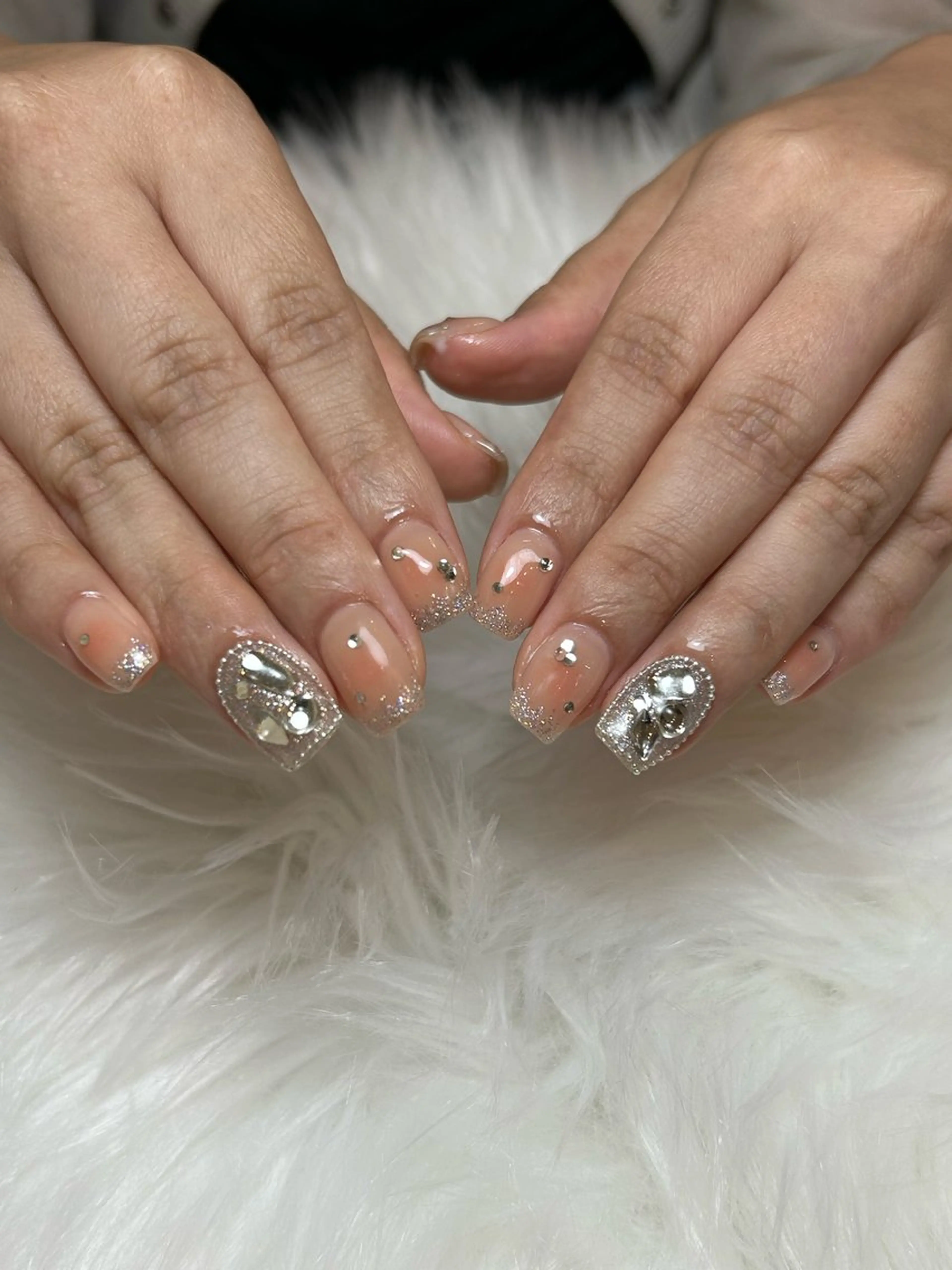 ネイル poli nailsのネイルデザイン