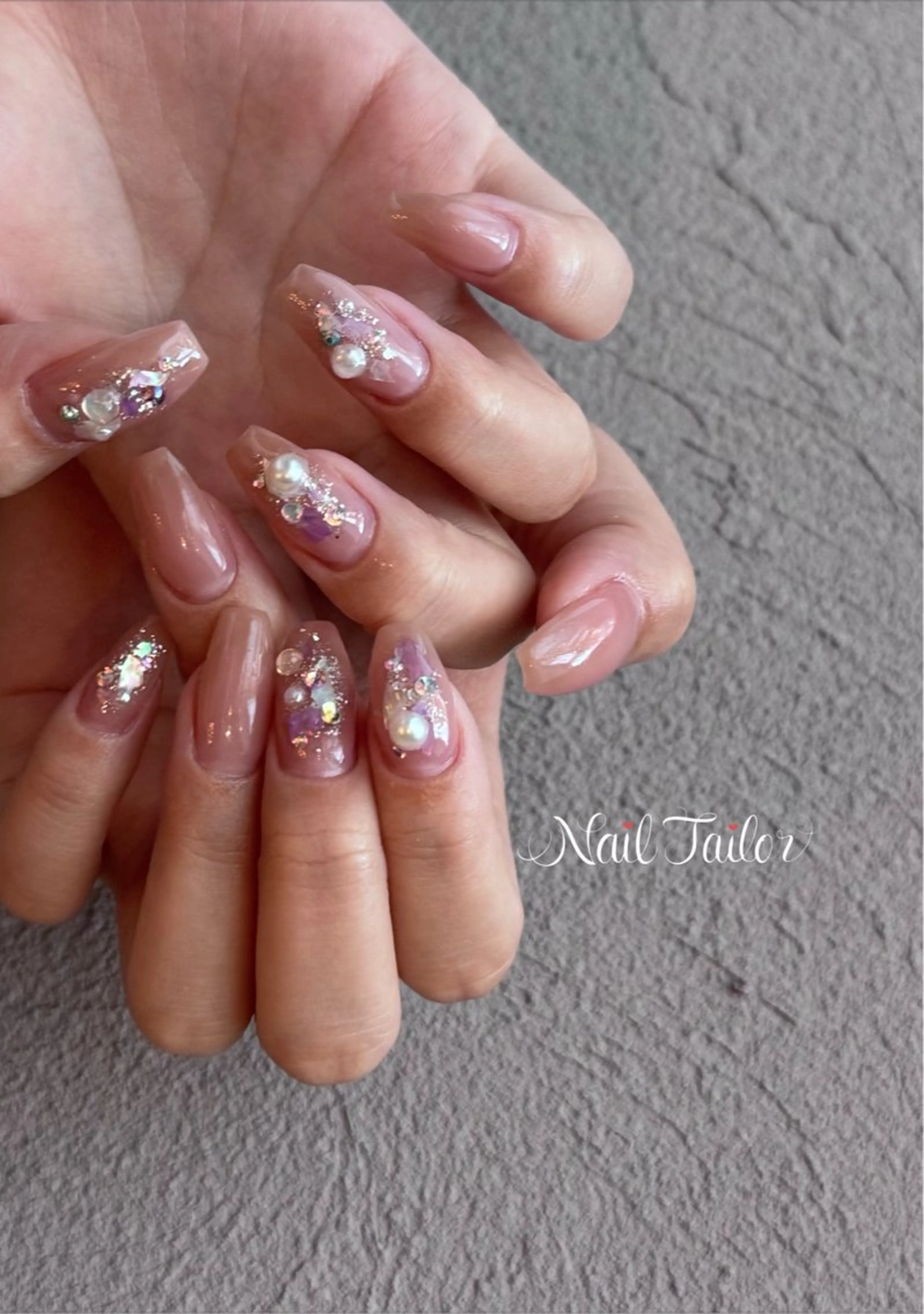 ネイル キラキラネイル 春ネイル ハンドネイル 〜Nail Tailor〜　ネイルテイラー所属・NailTailor ネイルテイラーのネイルデザイン