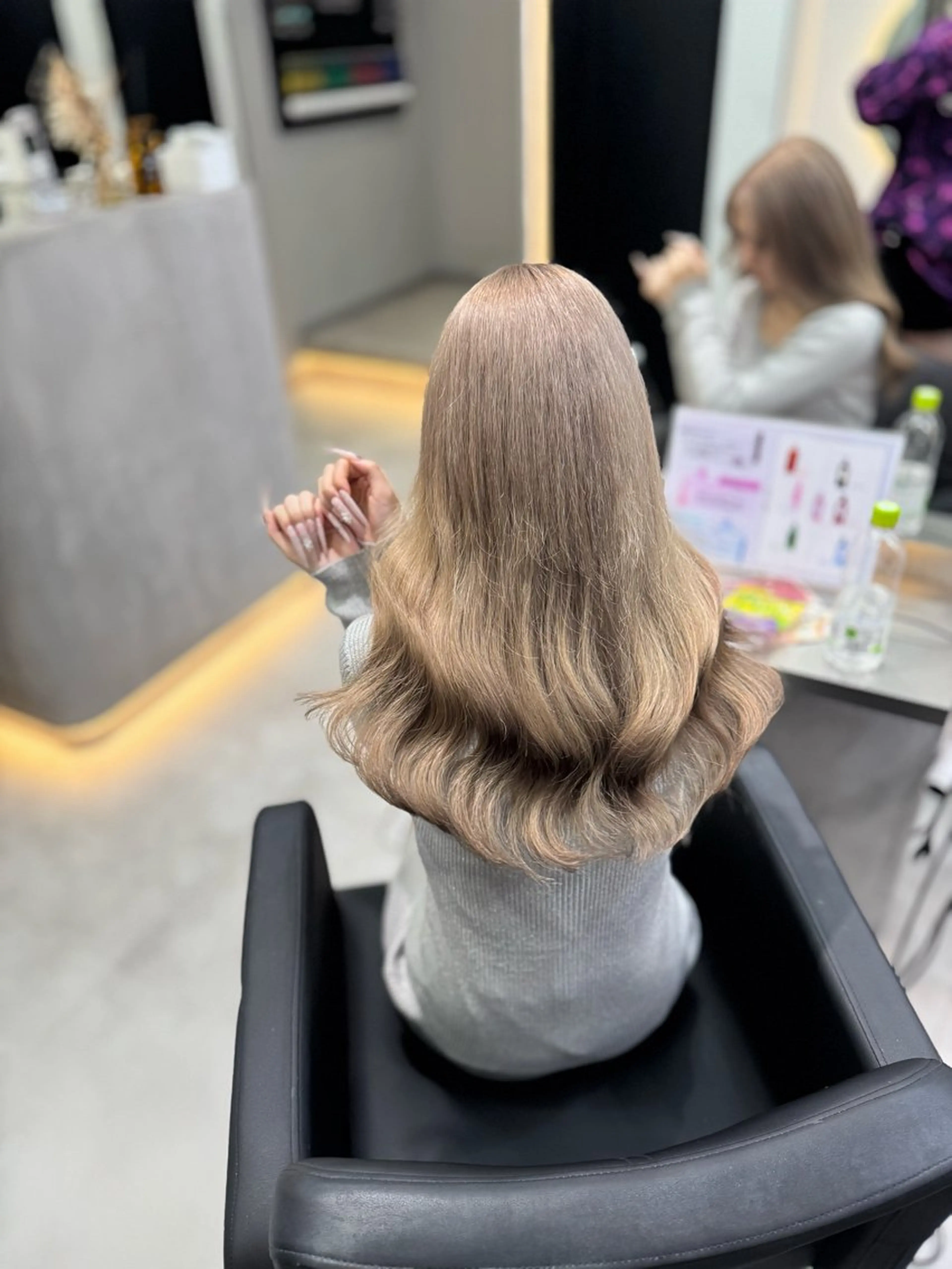 ロング カラー ヘアカラー ギャルの女神/ Shionのヘアスタイル