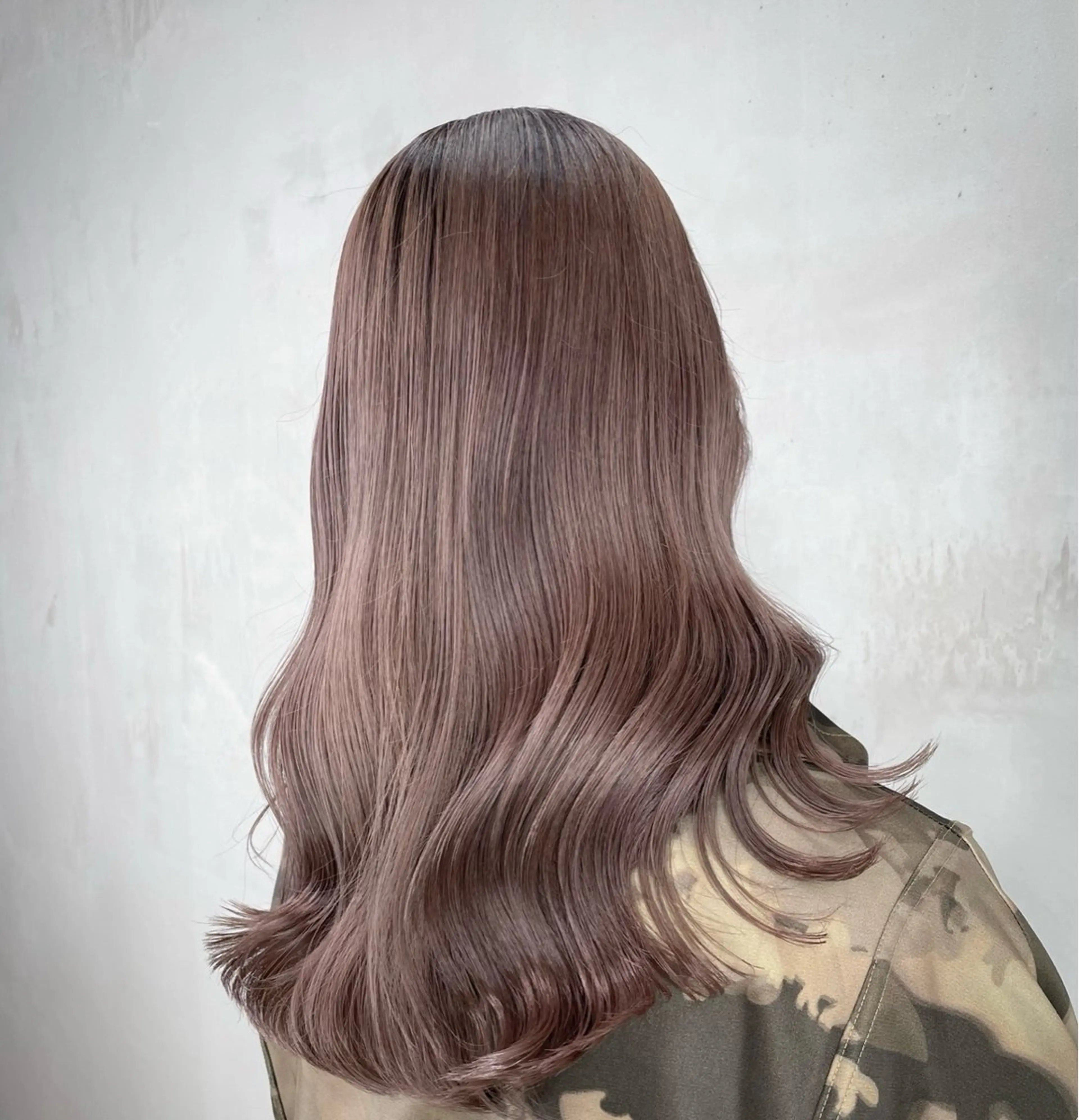 ロング カラー ヘアアレンジ fifth Tokyo所属・fifth 石川 凪のヘアスタイル