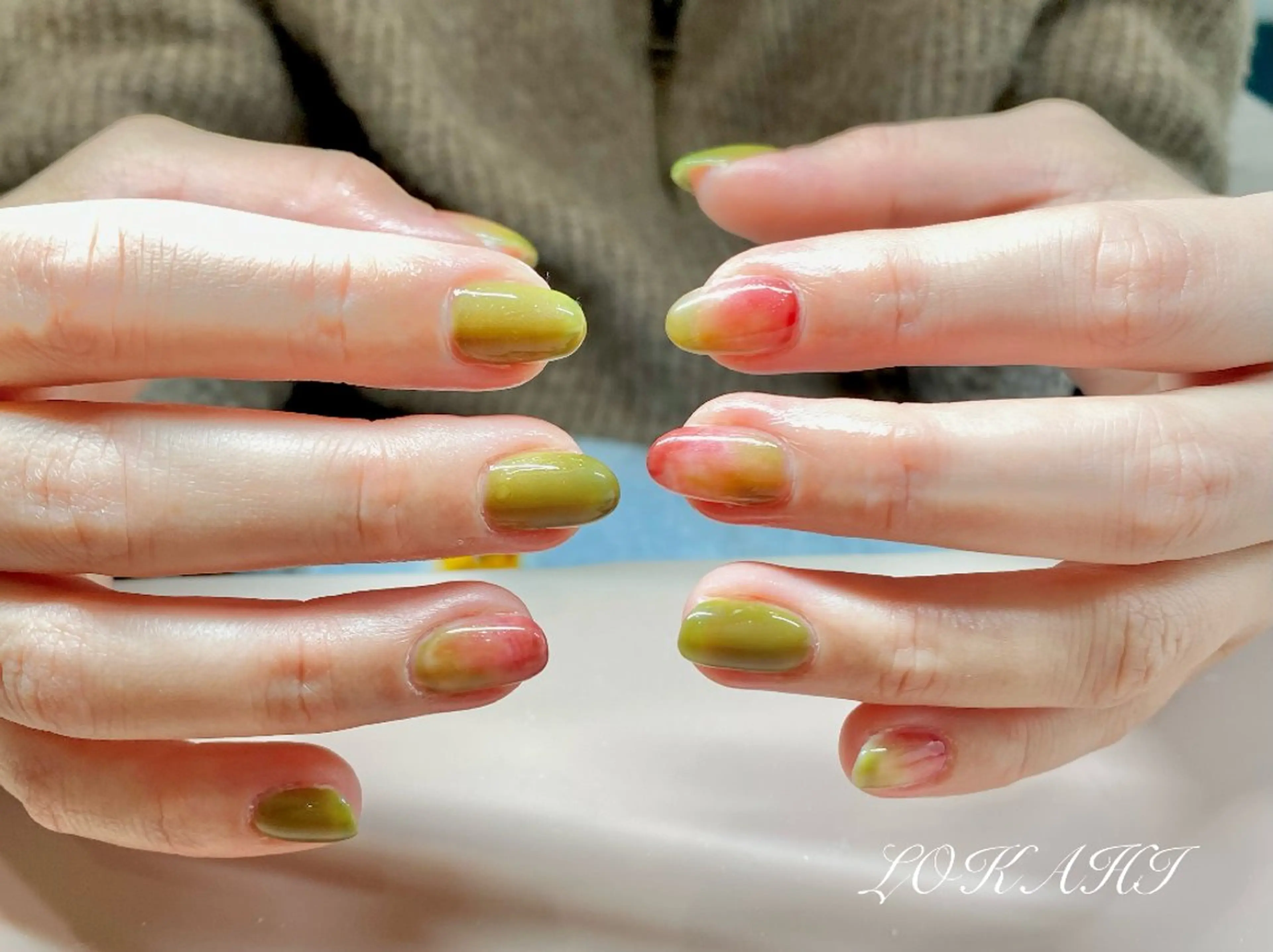 ネイル フットネイル ガーリー 持ち込み ニュアンスネイル 冬ネイル ハンドネイル 13日3980円‼️ マグもデザインも◎のネイルデザイン