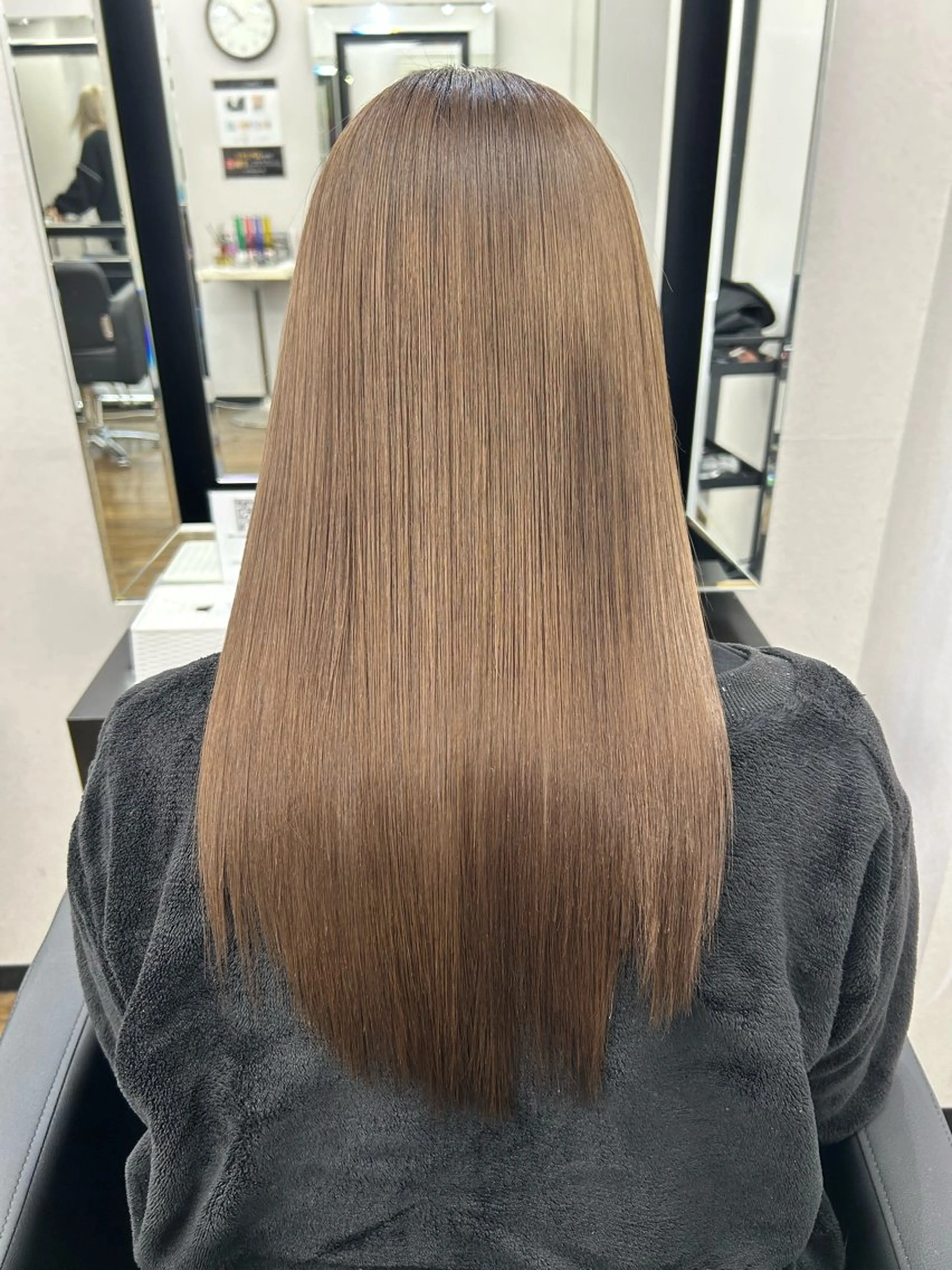 🧸膨らみが原因でエクステの馴染みが悪い方🧸髪質改善＋エクステ40本＋エクステカットの写真