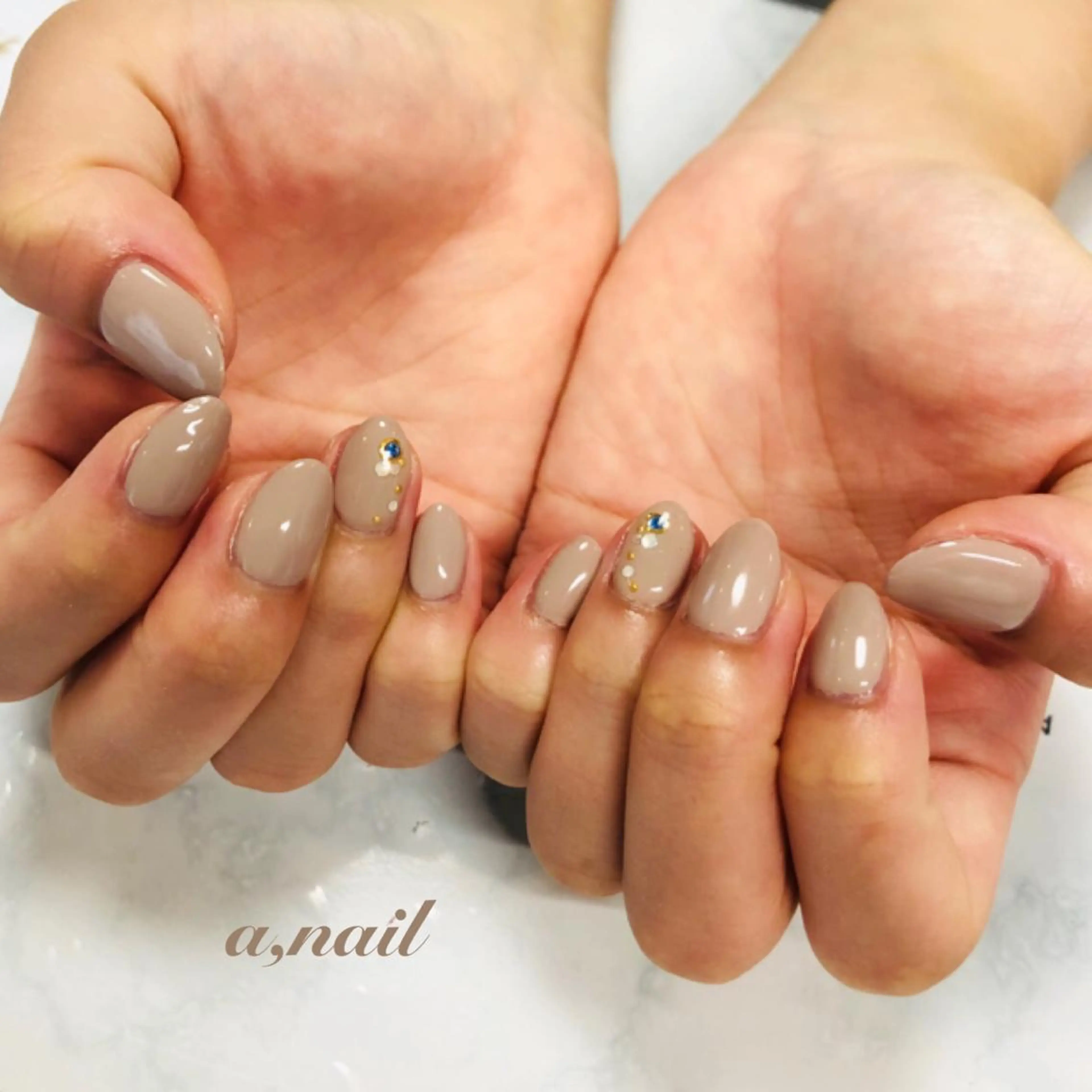 ネイル フットネイル ラメ(グリッター) オフィスネイル ワンカラーネイル ハンドネイル ネイルサロン エーネイルのネイルデザイン