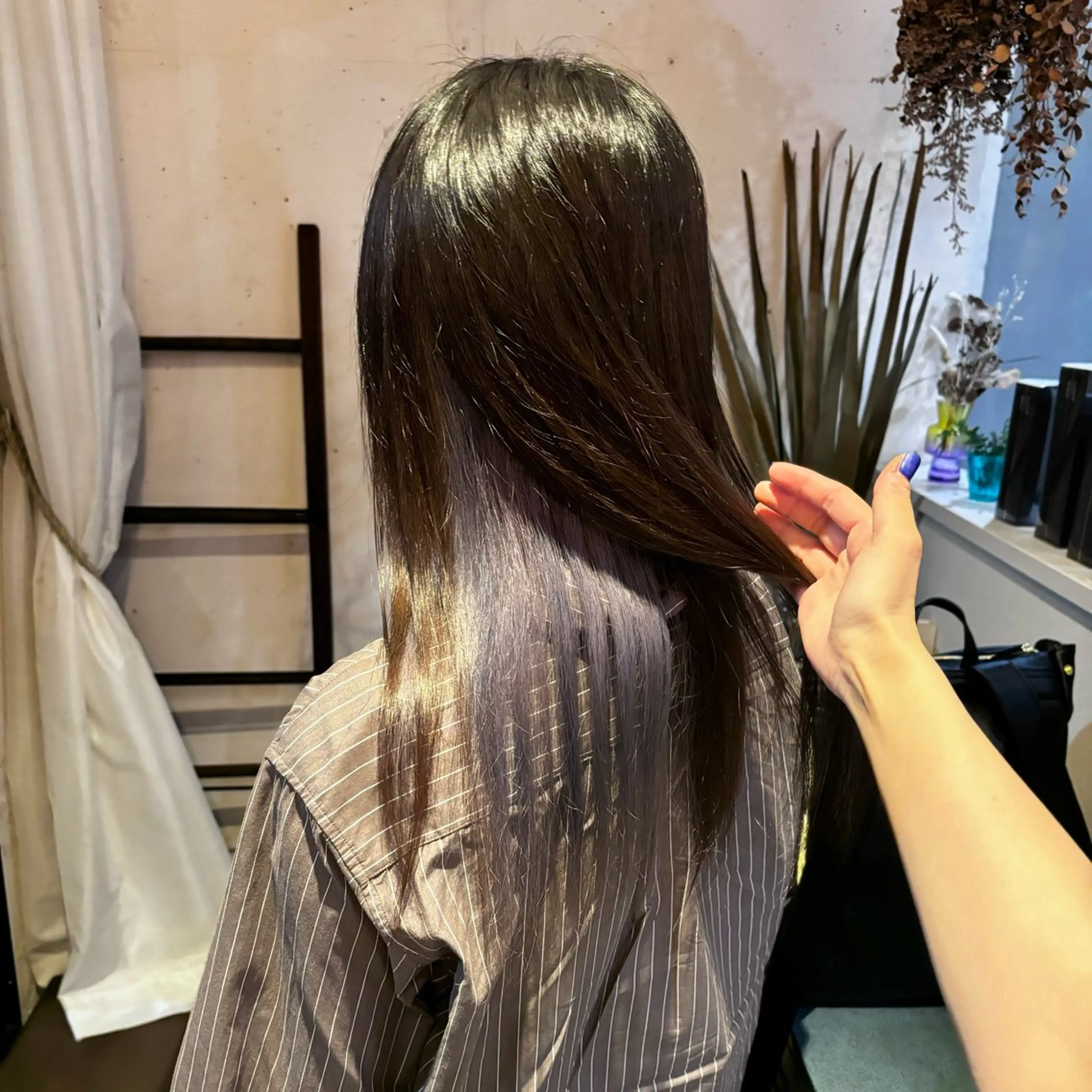 ロング カラー インナーカラー ヘアカラー 🍒サクラ🍒 /透明感カラー/艶髪のヘアスタイル