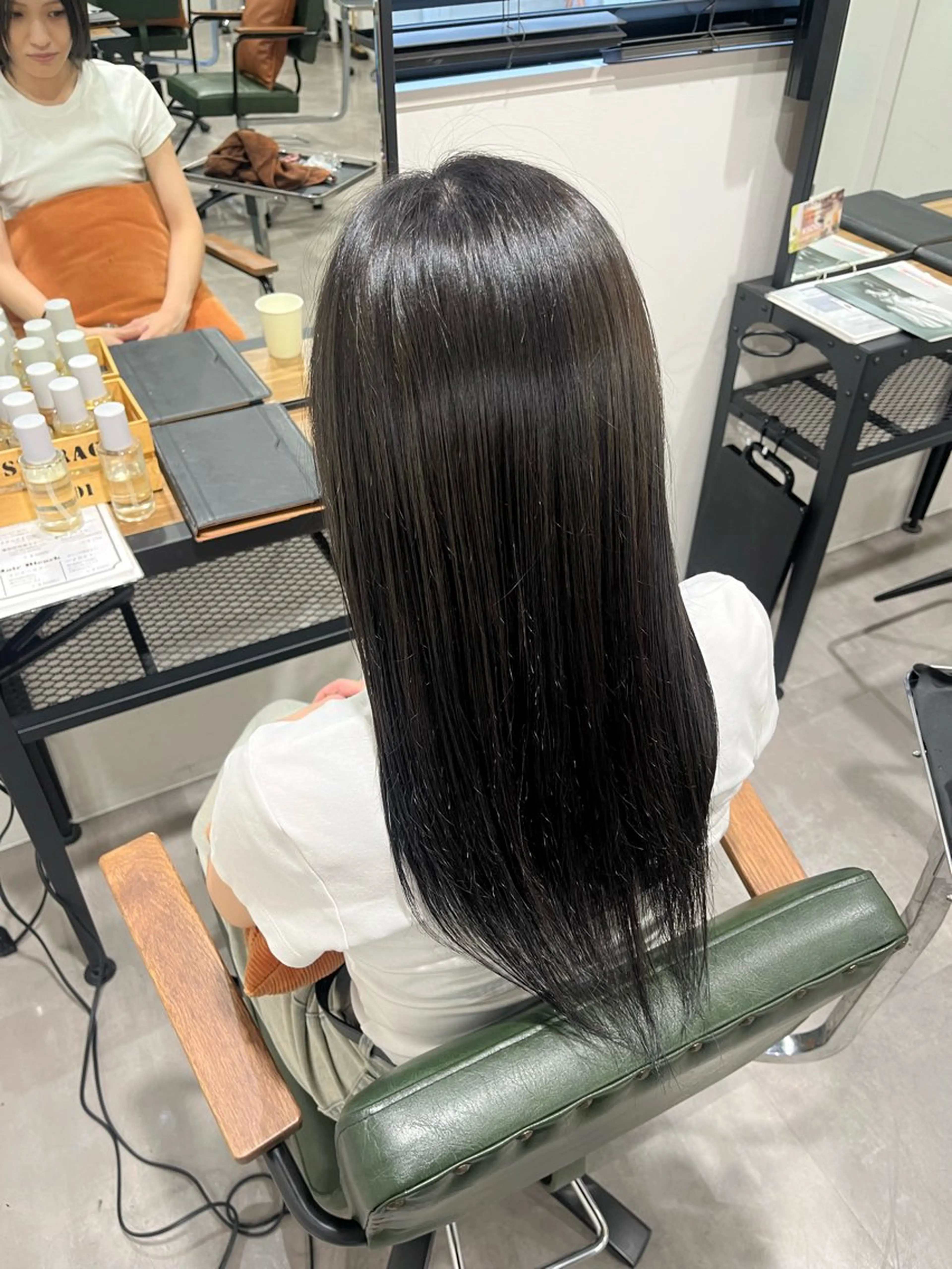 ロング ヘアカラー 艶カラー透明感カラー まいか🫧‪のヘアスタイル