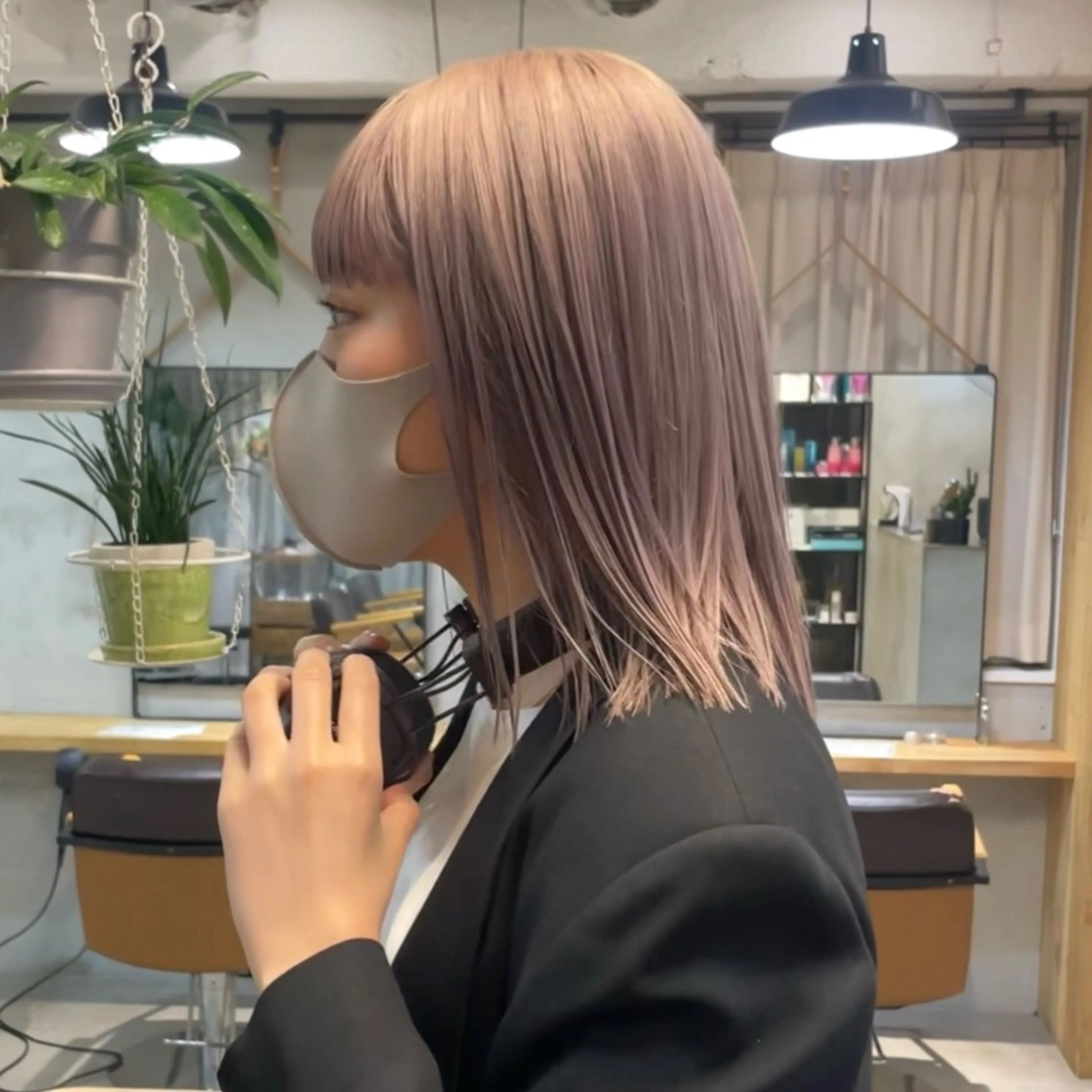 ミディアム カラー 艶カラー×似合わせ カットshihomiのヘアスタイル