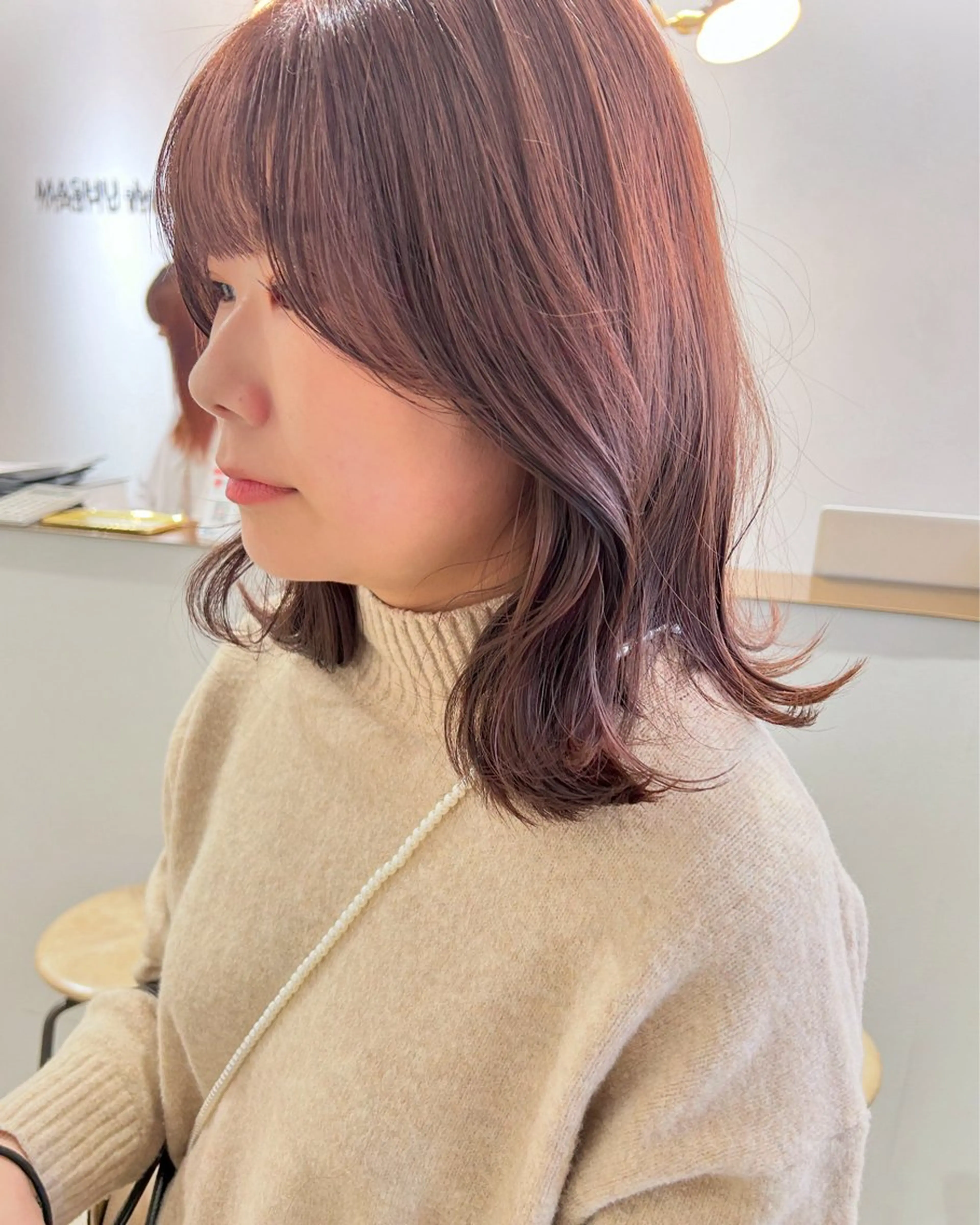 ミディアム カラー カット ヘアカラー オリーブベージュ/ ブリーチなし透明感のヘアスタイル