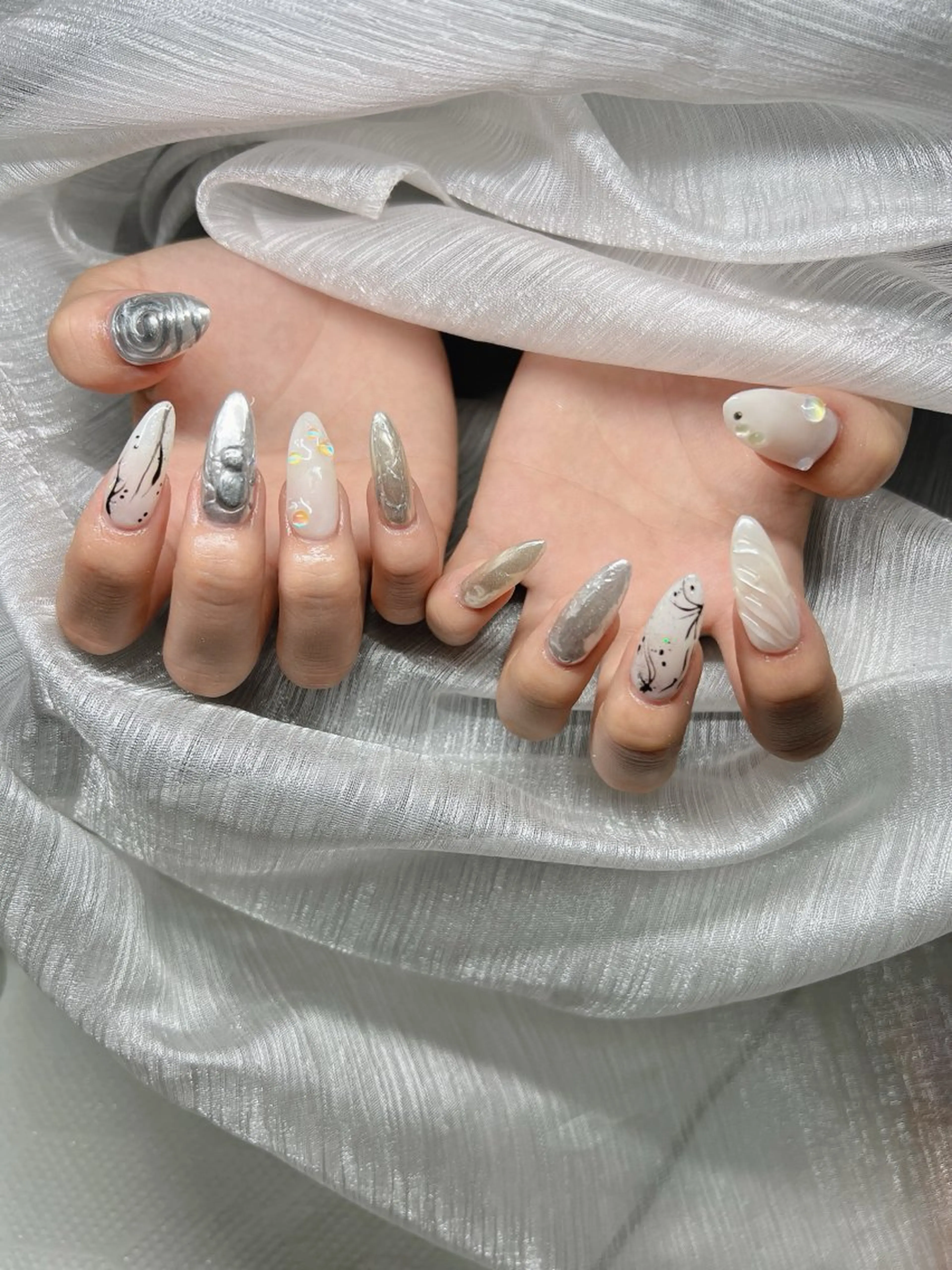 ネイル オーロラネイル チークネイル 長さ出し フットネイル フレンチネイル Lee Nails チップ長さだし専門店のネイルデザイン