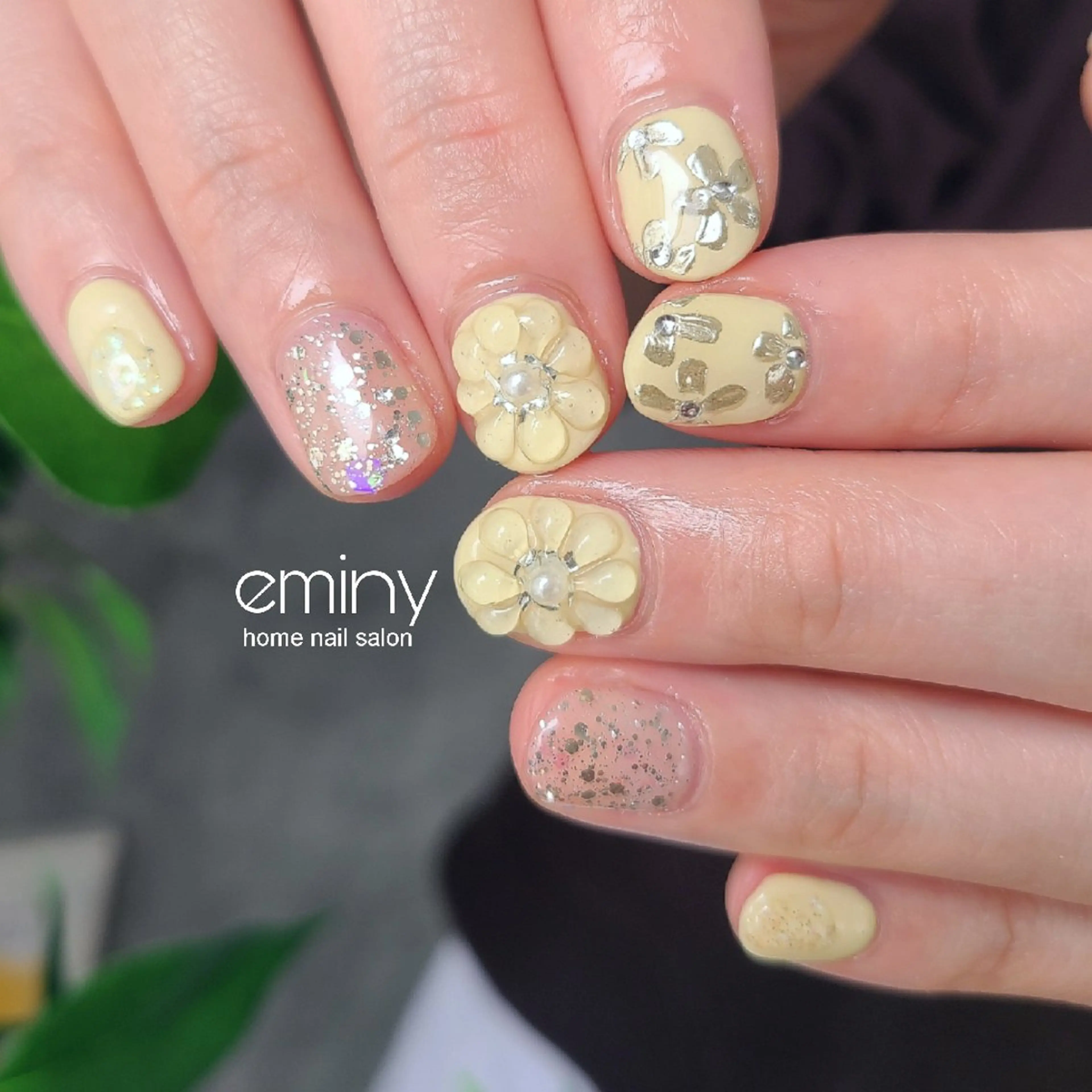ネイル フラワーネイル ジェルネイル 韓国ネイル ミラーネイル ぷっくりネイル ハンドネイル nail salon  eminyのネイルデザイン