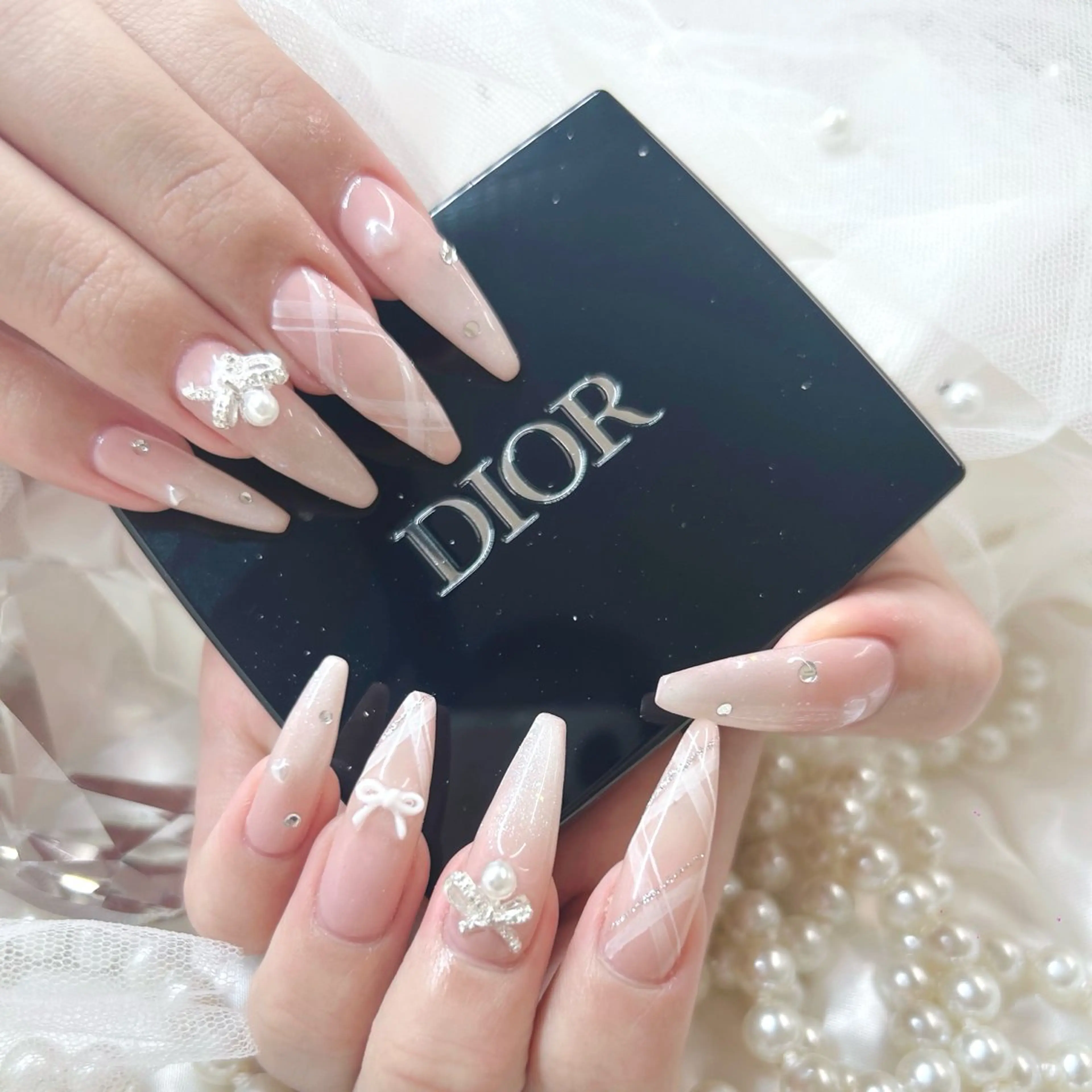 ロング ハンドネイル Nailsalon Angeのネイルデザイン