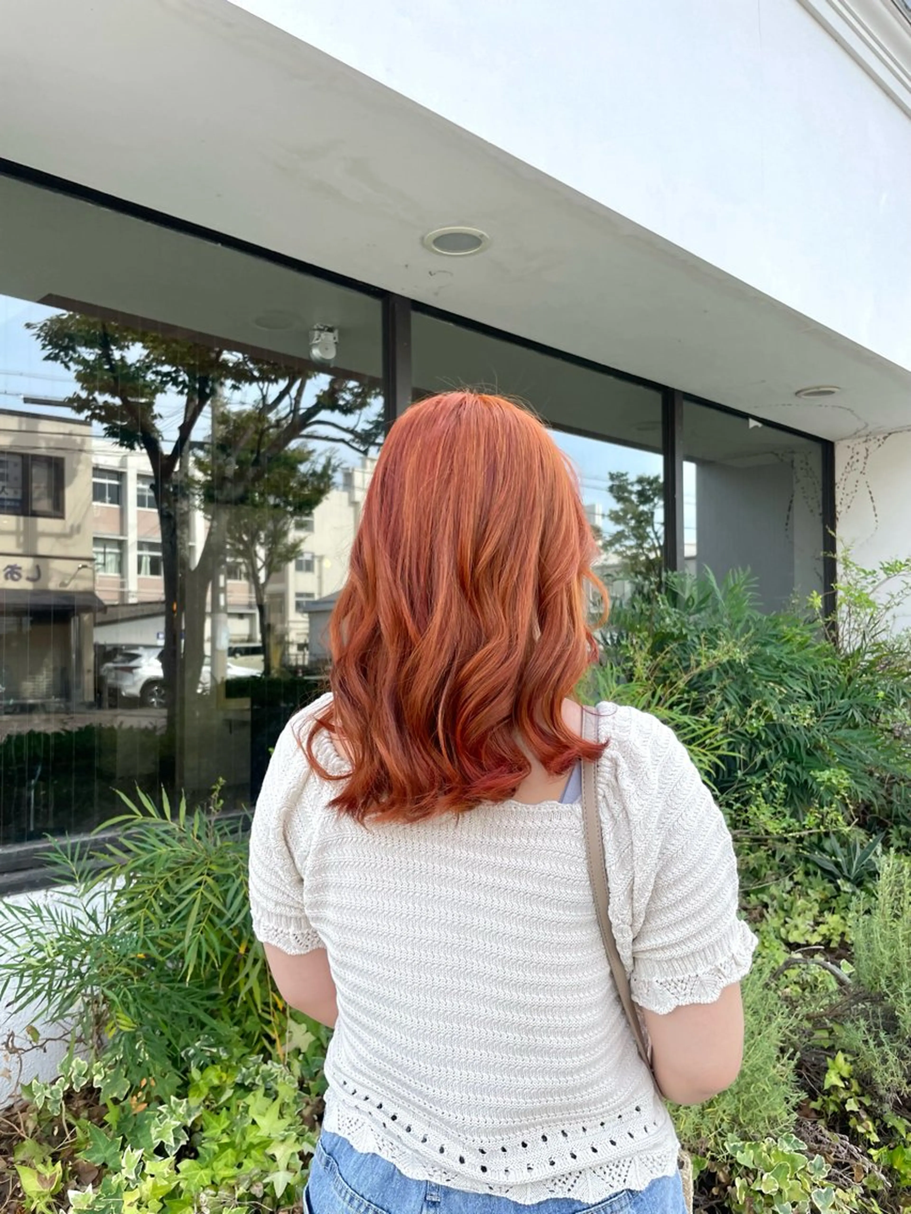 セミロング ROZA germe所属・SHIO / ハイトーンカラーのヘアスタイル