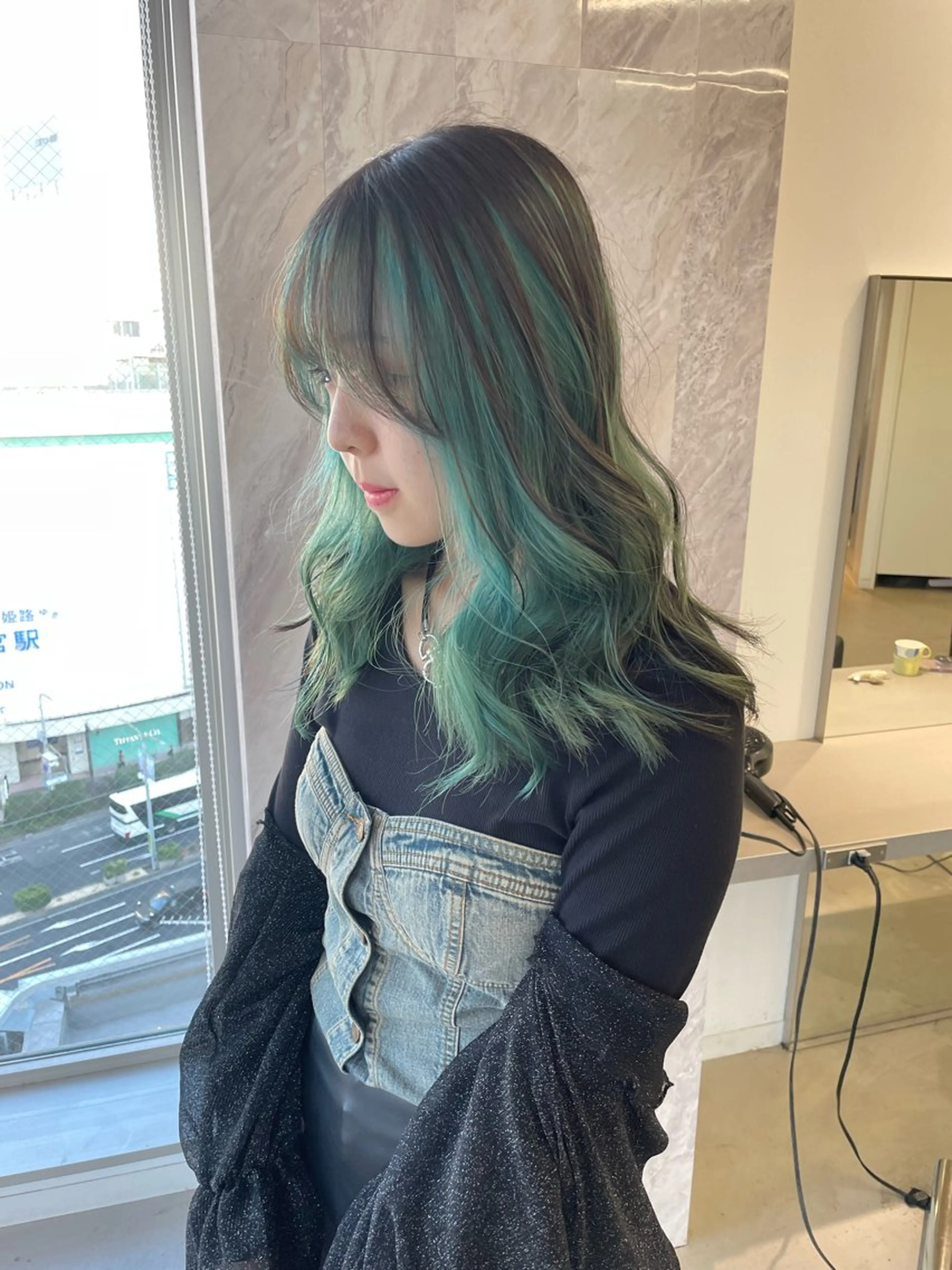 セミロング カラー ヘアアレンジ ヘアカラー トリートメント 🎗秋山勇 /三宮指名No.1のヘアスタイル