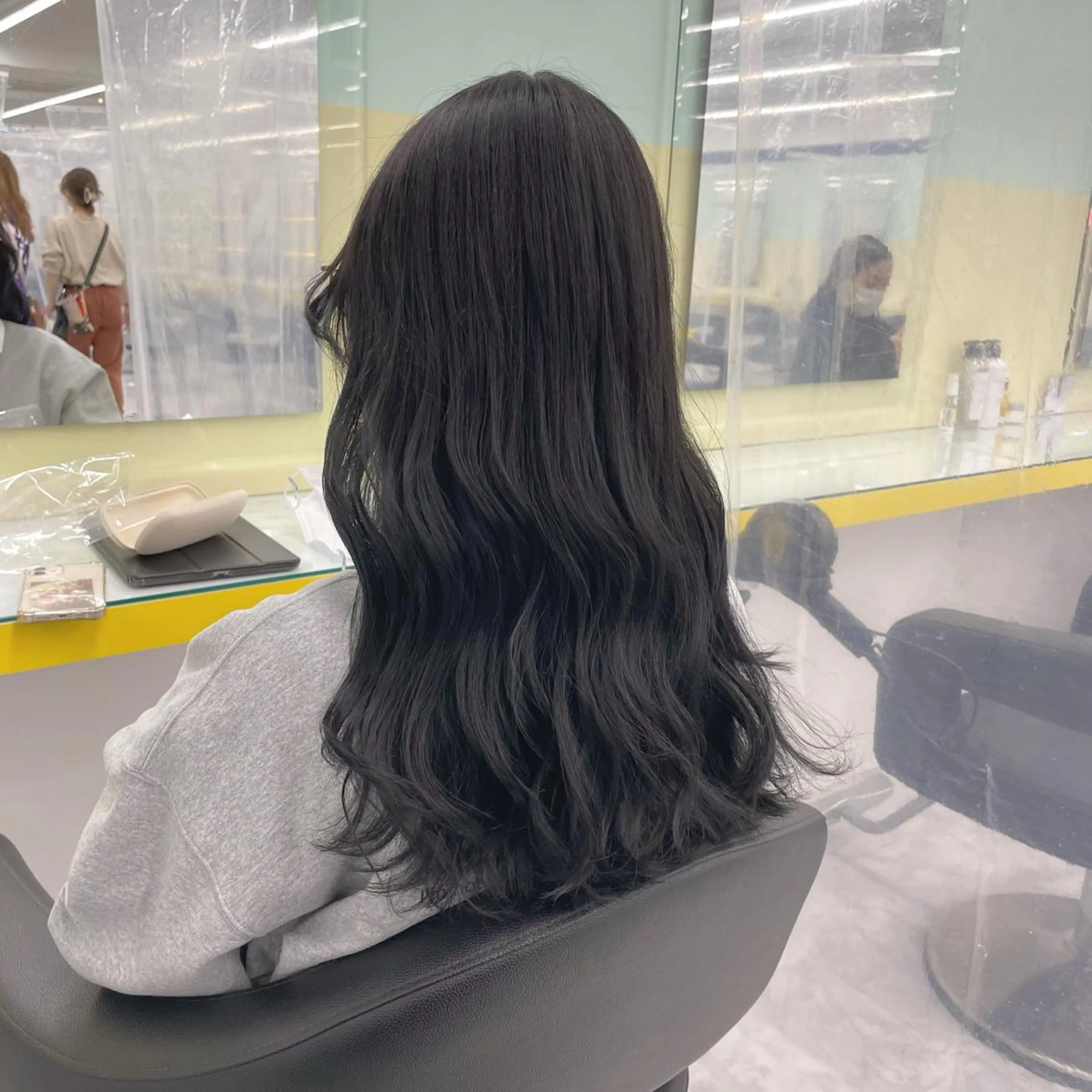 ミディアム カラー ヘアアレンジ ヘアカラー トリートメント ☁️縮毛矯正✖️ 透明感☁️りくのヘアスタイル