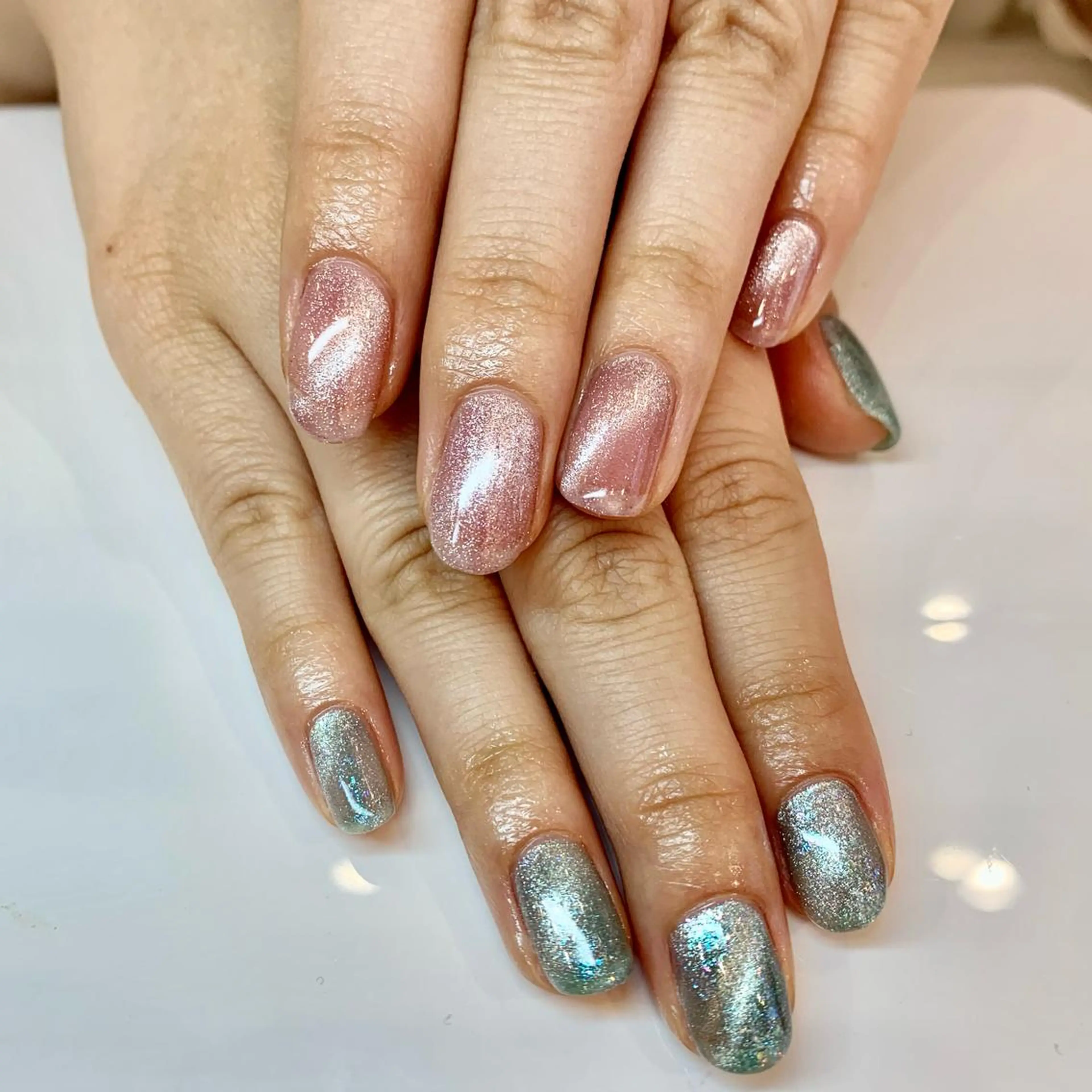 ネイル マグネットネイル ワンカラーネイル ハンドネイル 松川 めぐみのネイルデザイン