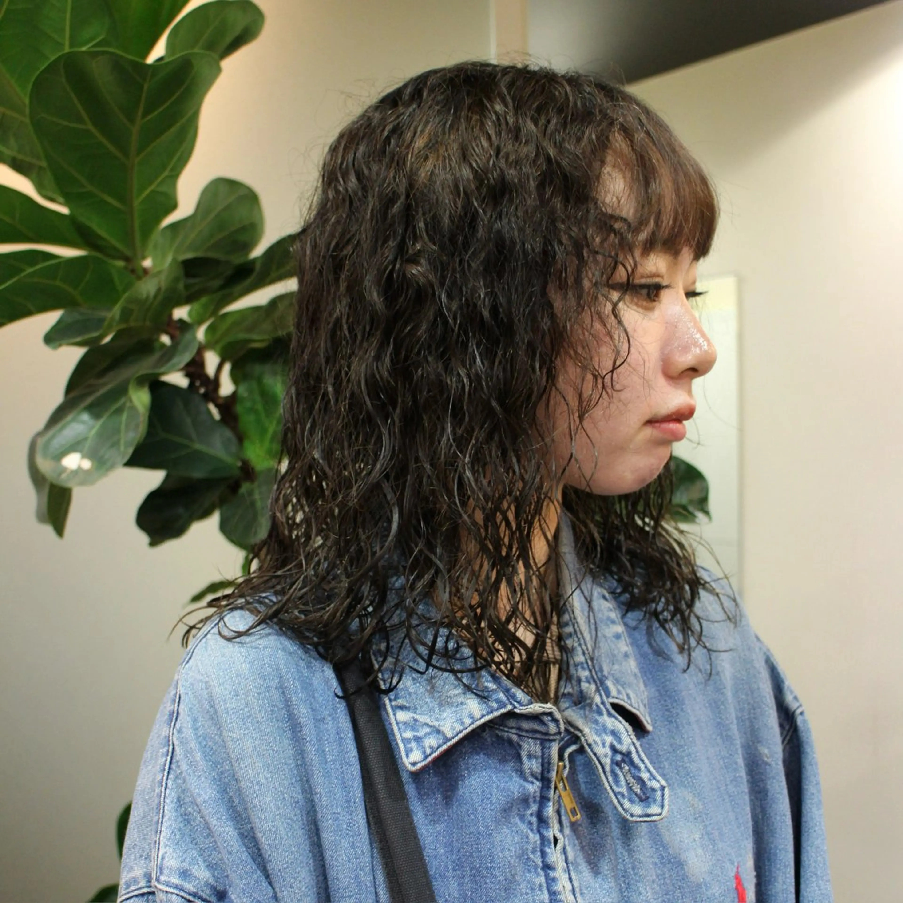 セミロング カラー パーマ セミロングパーマ ブリーチ 縮毛矯正 カーリーパーマ/ 透明ｶﾗｰ/MIKUのヘアスタイル