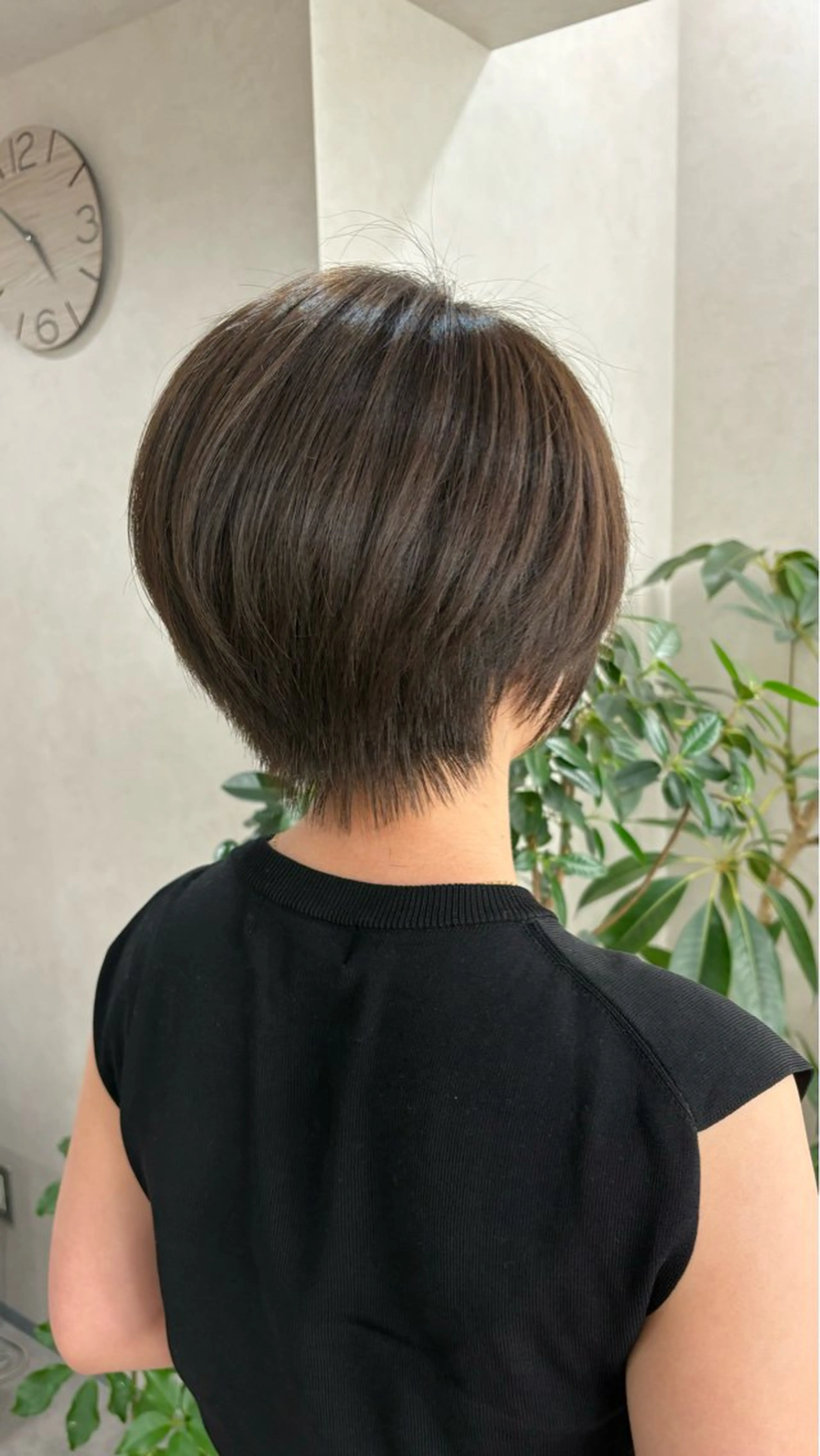 ショート カラー アッシュ ベージュカラー ショートヘア カット ヘアカラー トリートメント qumu 横浜所属・透明感カラー/ボブ /ショート🌿神永のヘアスタイル