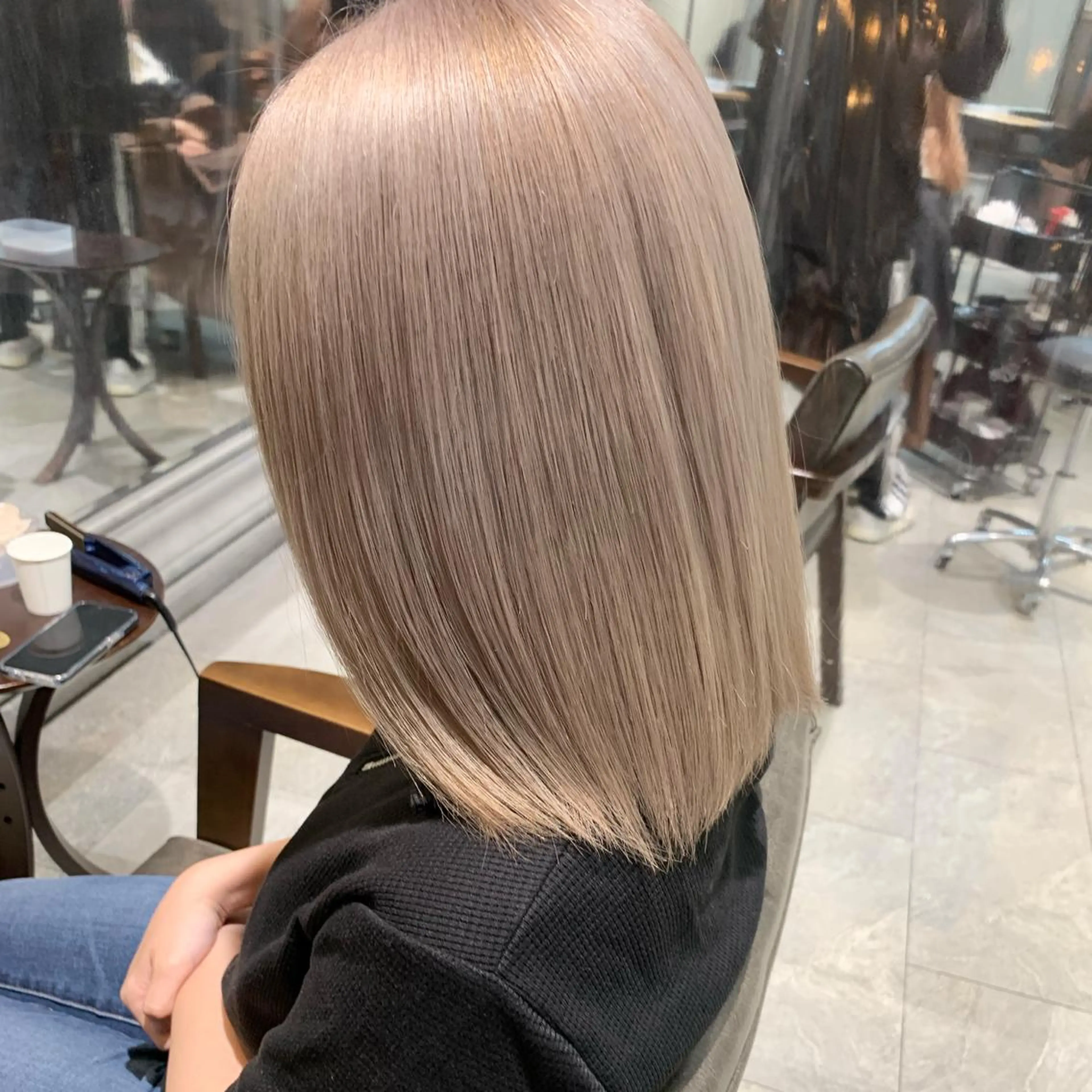 ショート カラー ヘアアレンジ カット ヘアカラー トリートメント ヘッドスパ ヘアセット ハイトーン/美髪矯正 🍃大江拓実のヘアスタイル